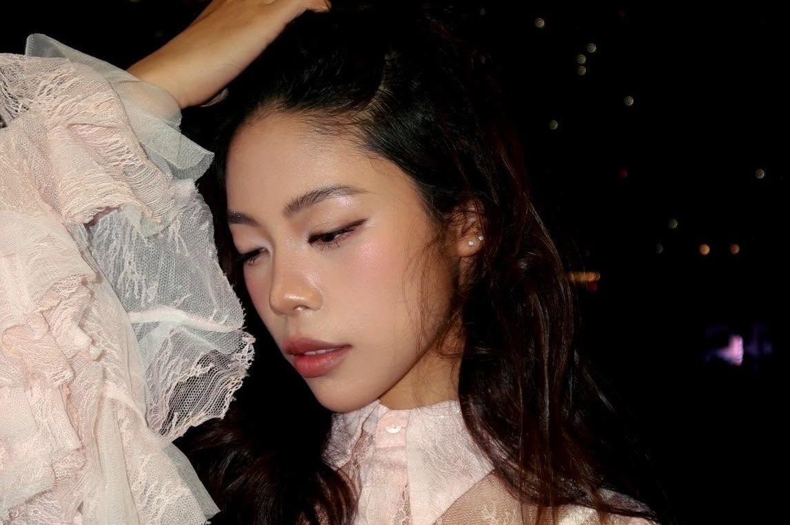Lum xum trong dem nhac o My Dinh hinh anh