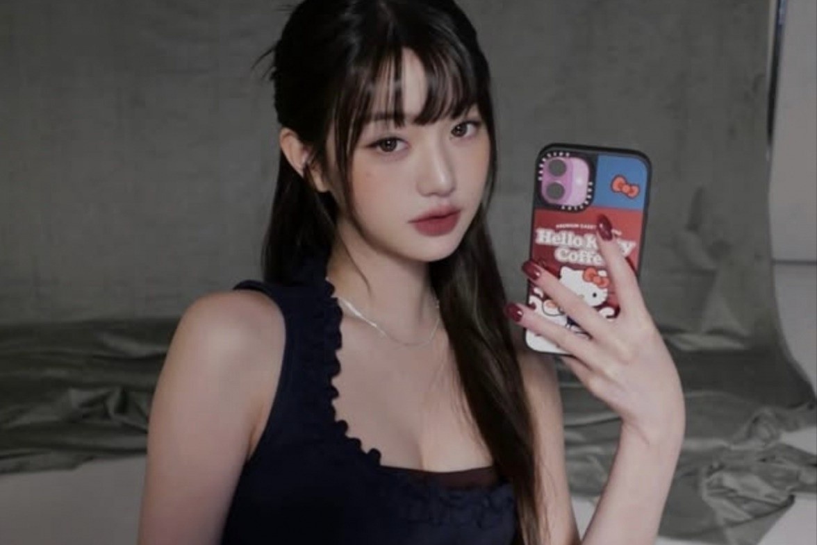Jang Won Young lien tuc gap rac roi hinh anh