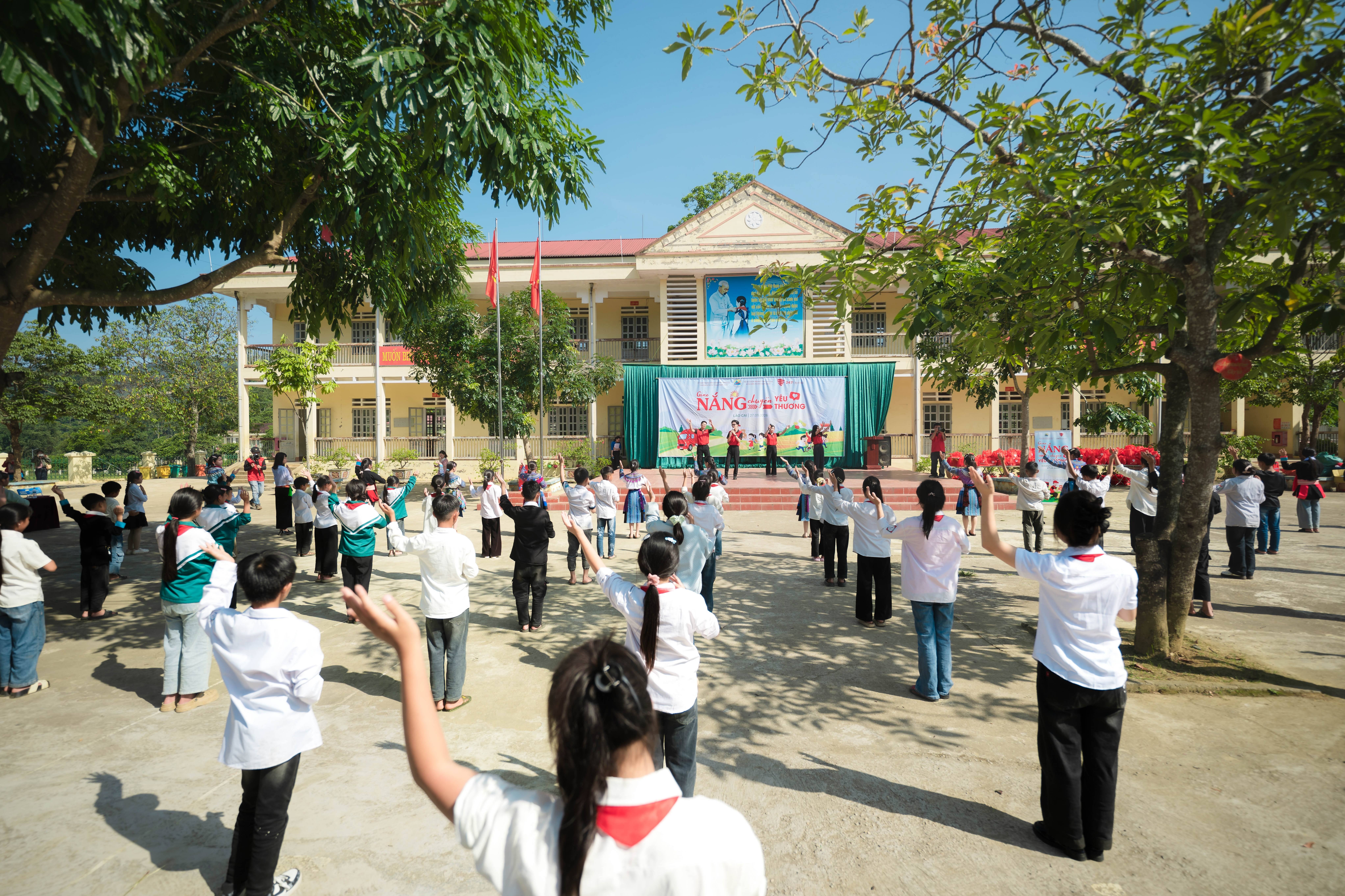 giao nang chuyen yeu thuong anh 4