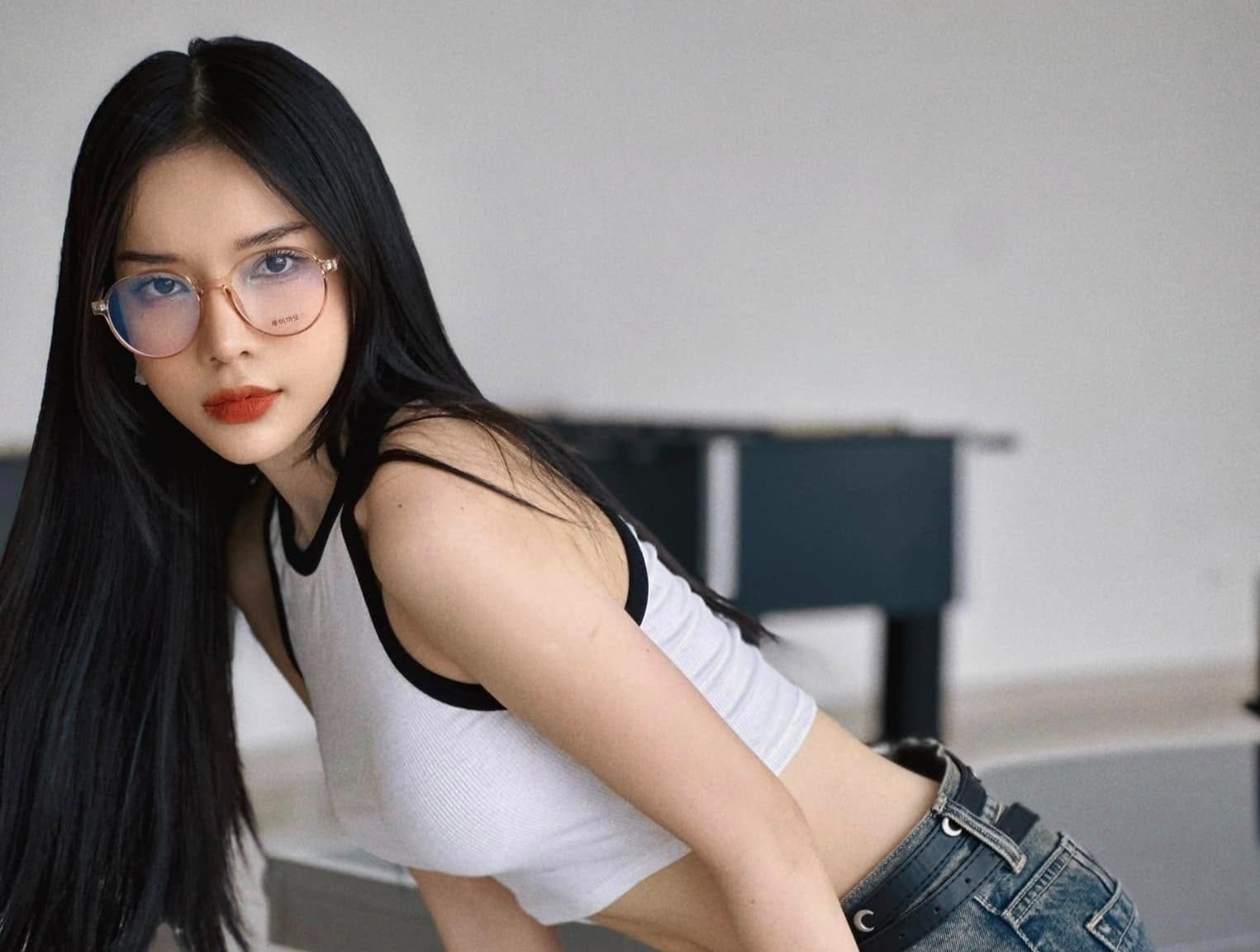 LyLy len tieng hinh anh