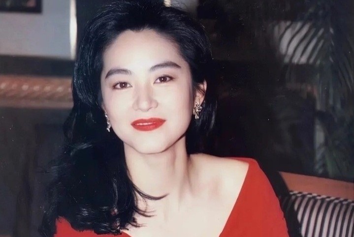 Cuoc song xa hoa ben chong ty phu cua 'de nhat my nhan chau A' hinh anh