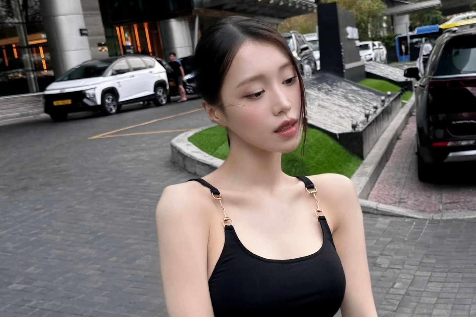 Han Sara lot de cu guong mat dep nhat the gioi hinh anh