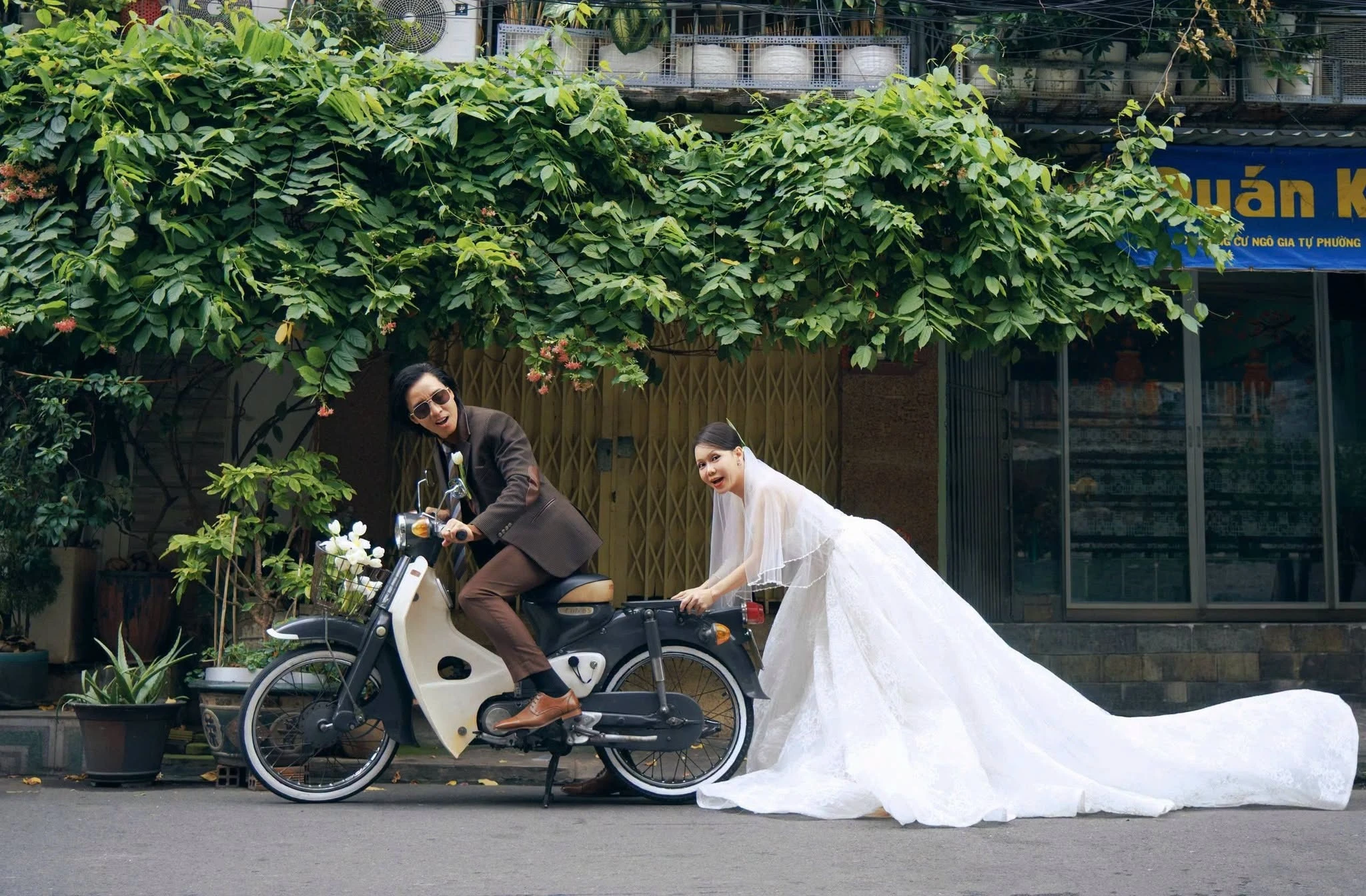 Việt Hương ảnh 1