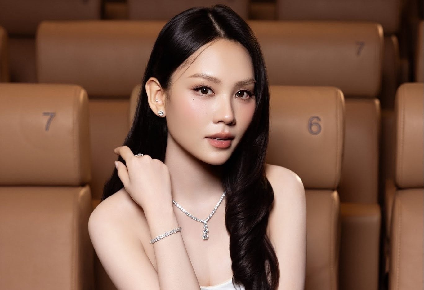 Mai Phương ảnh 1