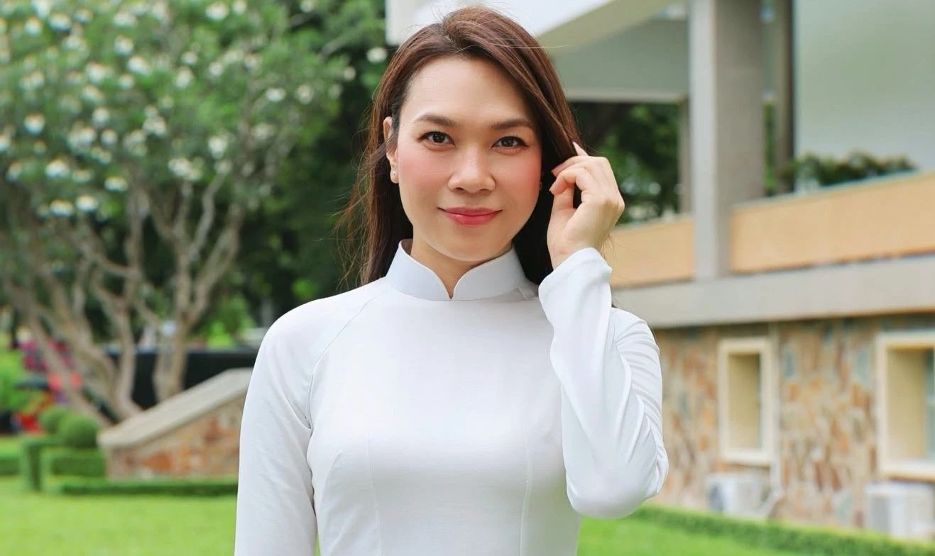 Mỹ Tâm, Phương Mỹ Chi diễn tại đại nhạc hội ở Huế