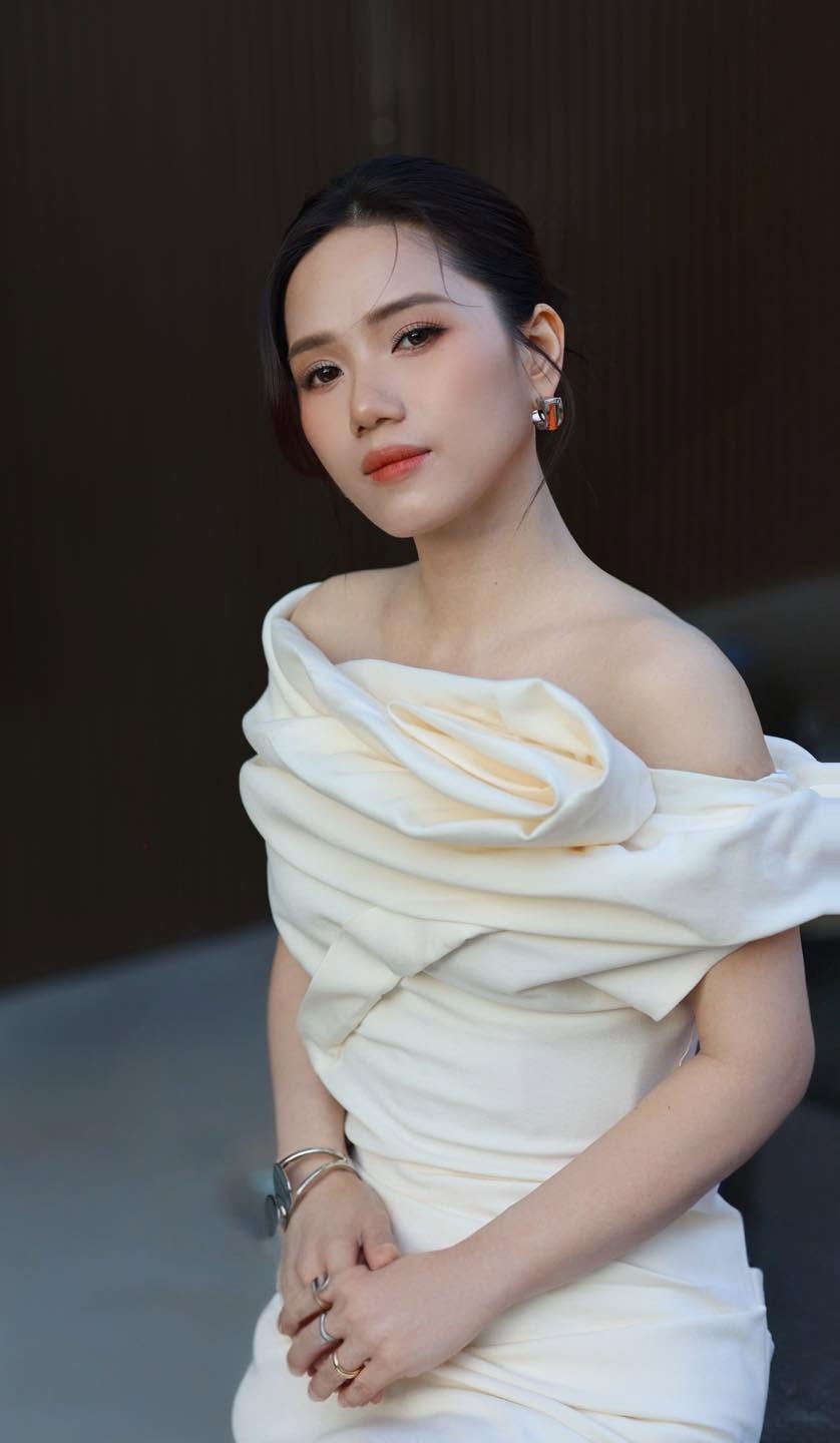 Th&ugrave;y Chi ảnh 3