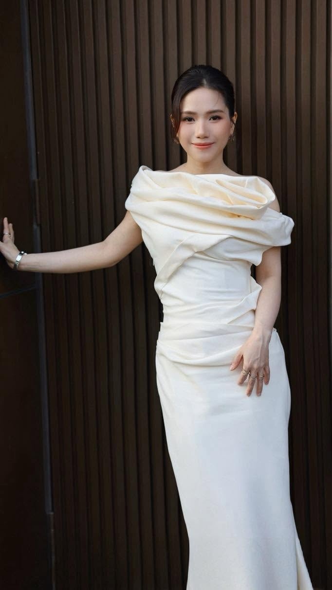 Th&ugrave;y Chi ảnh 2