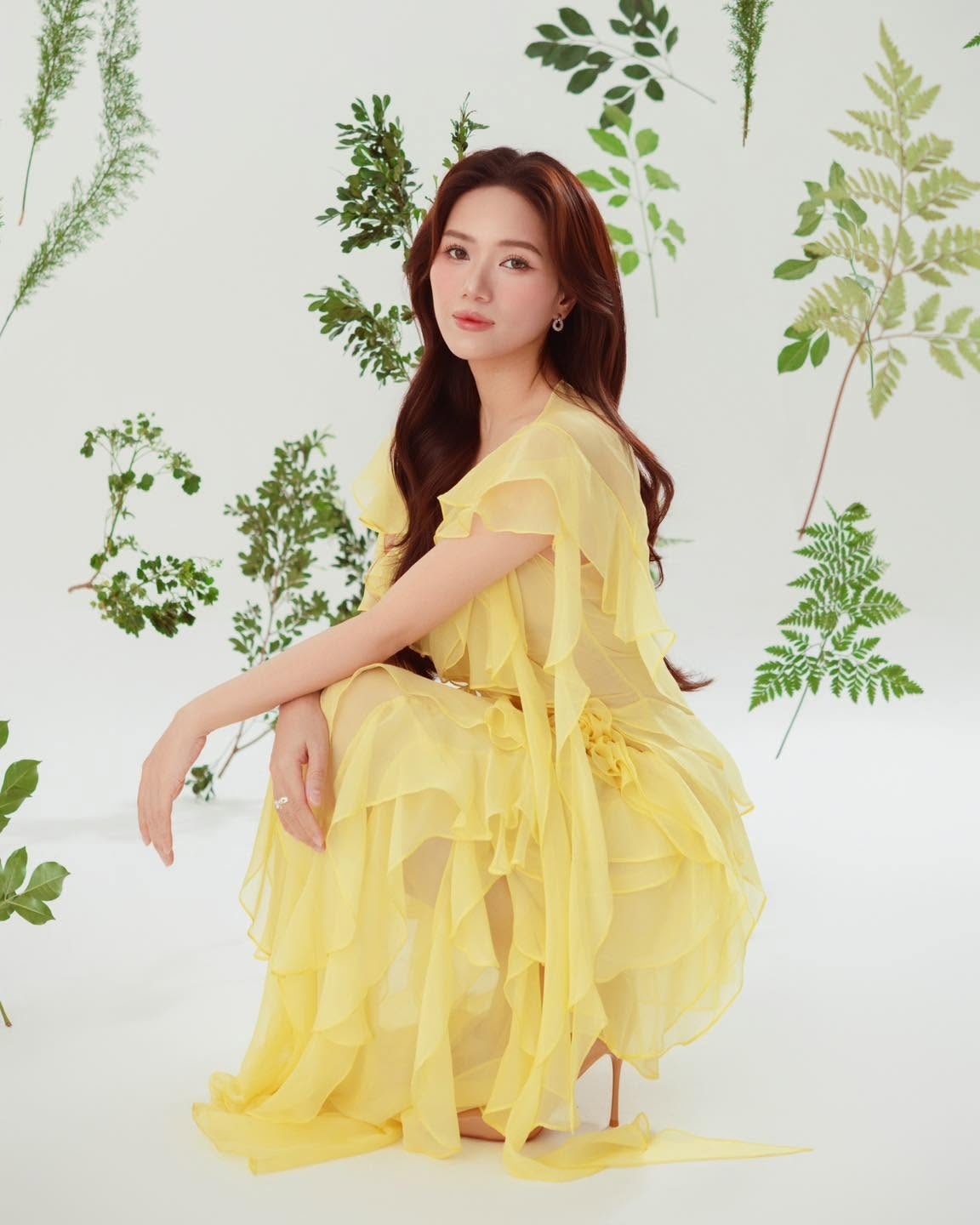 Th&ugrave;y Chi ảnh 2