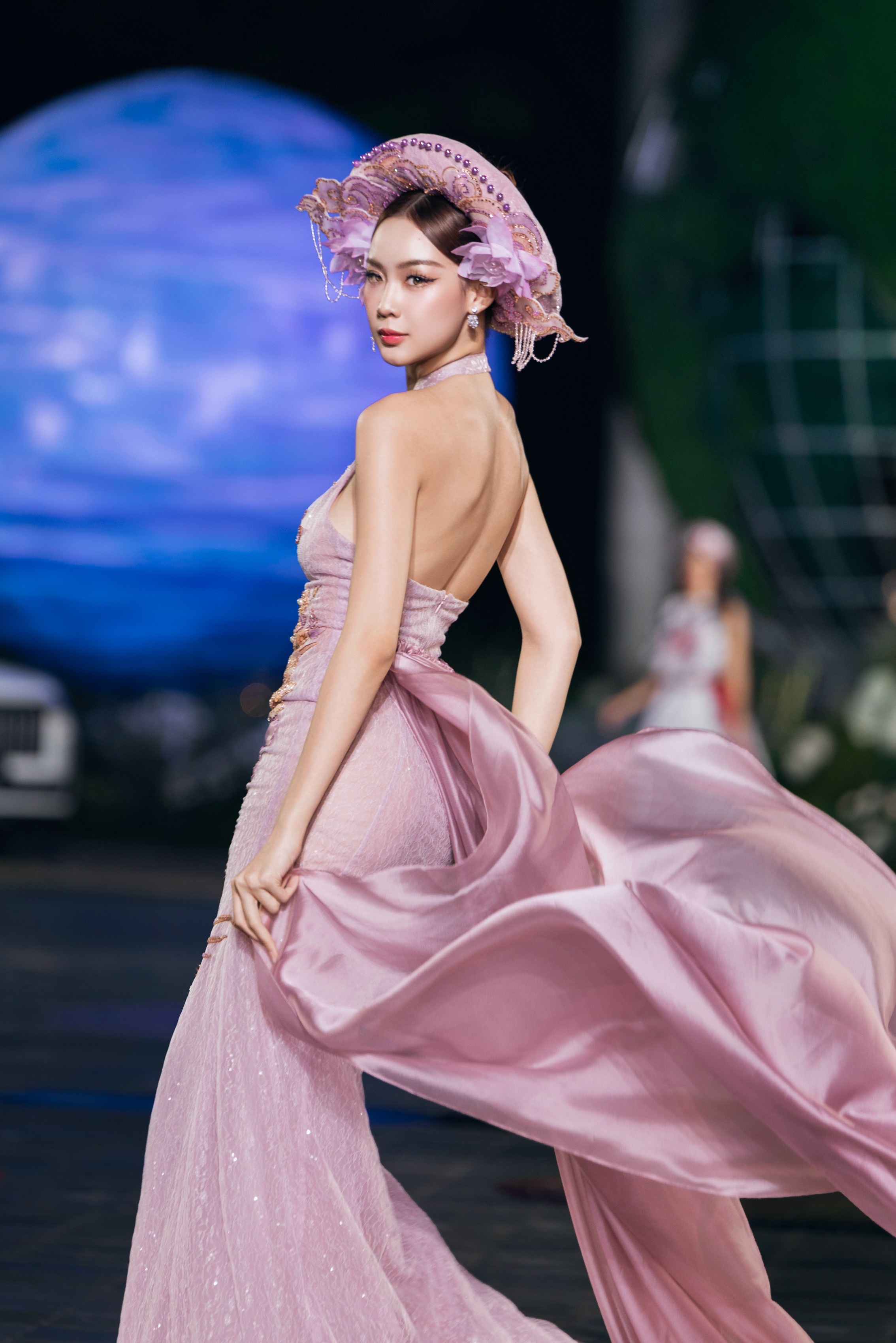 Bảo Ngọc ảnh 4 Bảo Ngọc ảnh 4