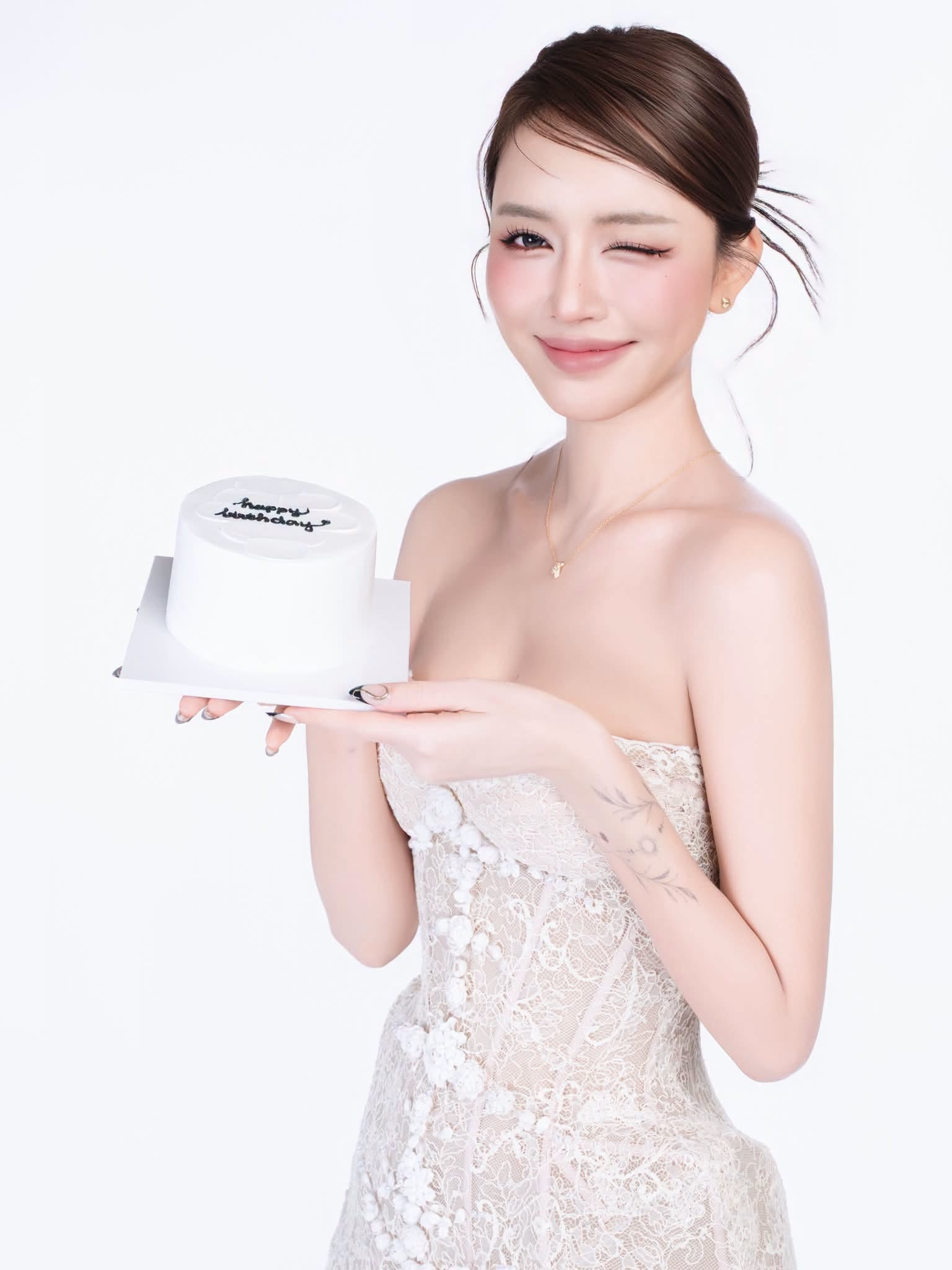 B&iacute;ch Phương ảnh 1