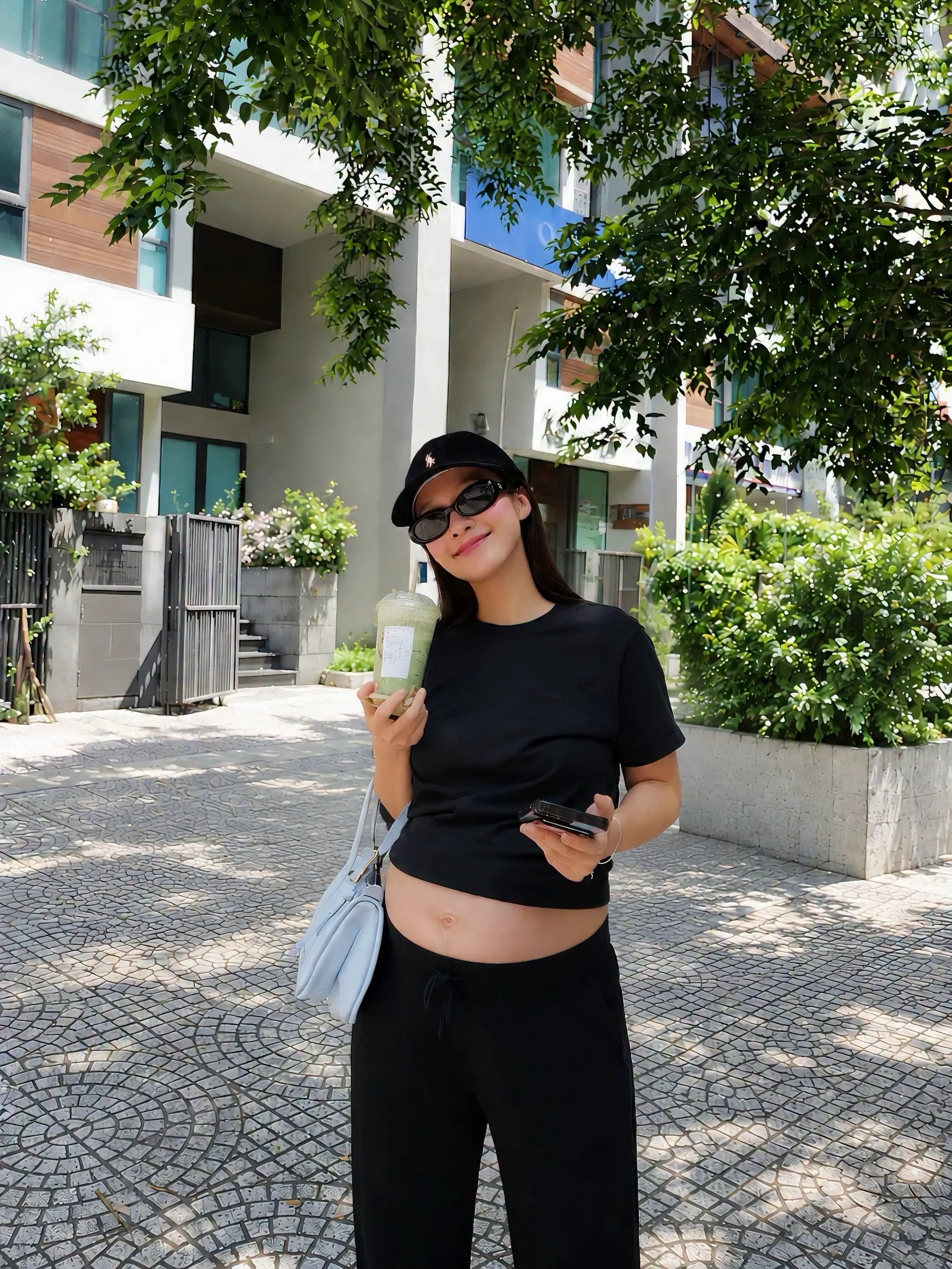 Khả Ngân ảnh 1 Khả Ngân ảnh 1