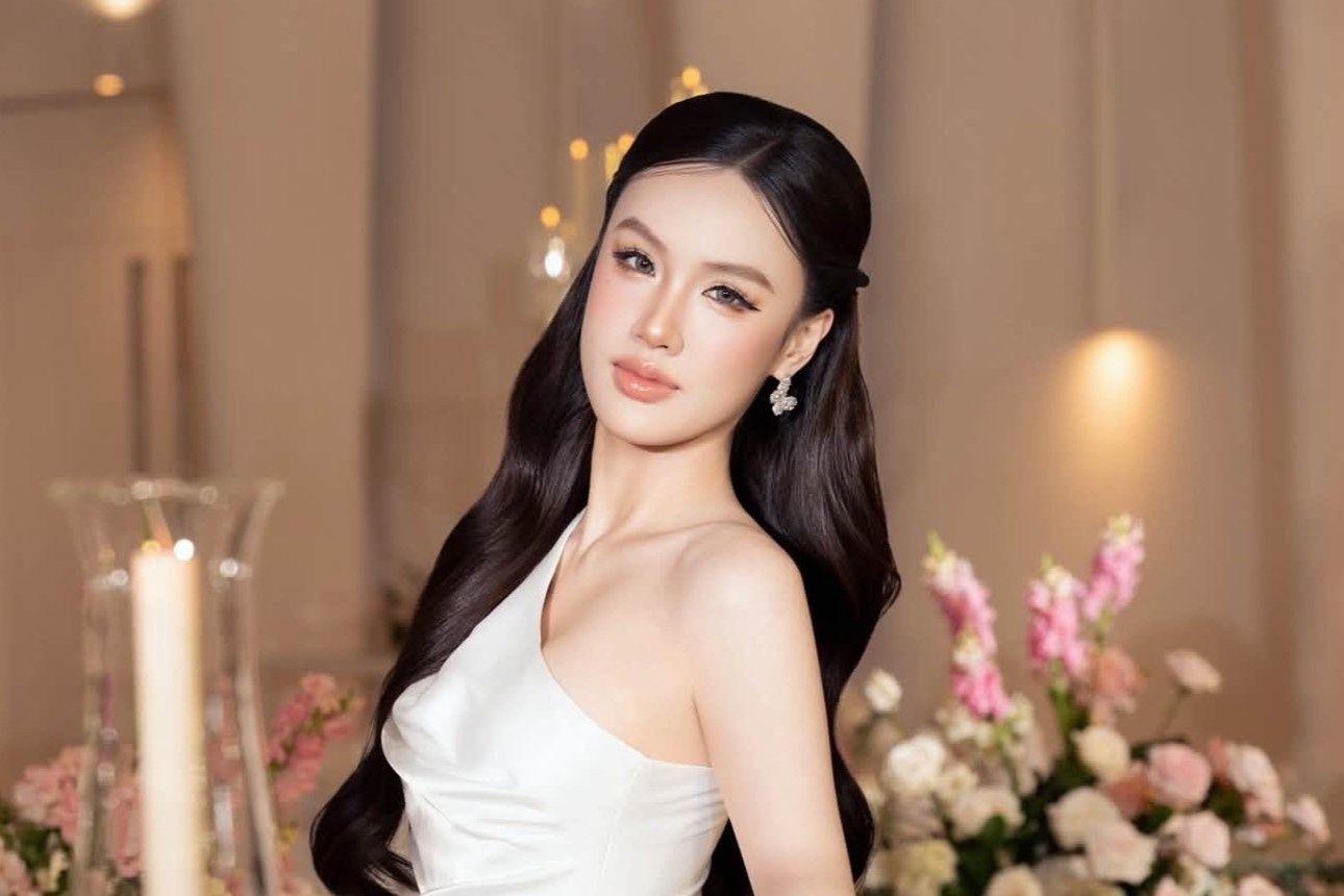 Trịnh Mỹ Anh bị Miss Earth tước danh hiệu?