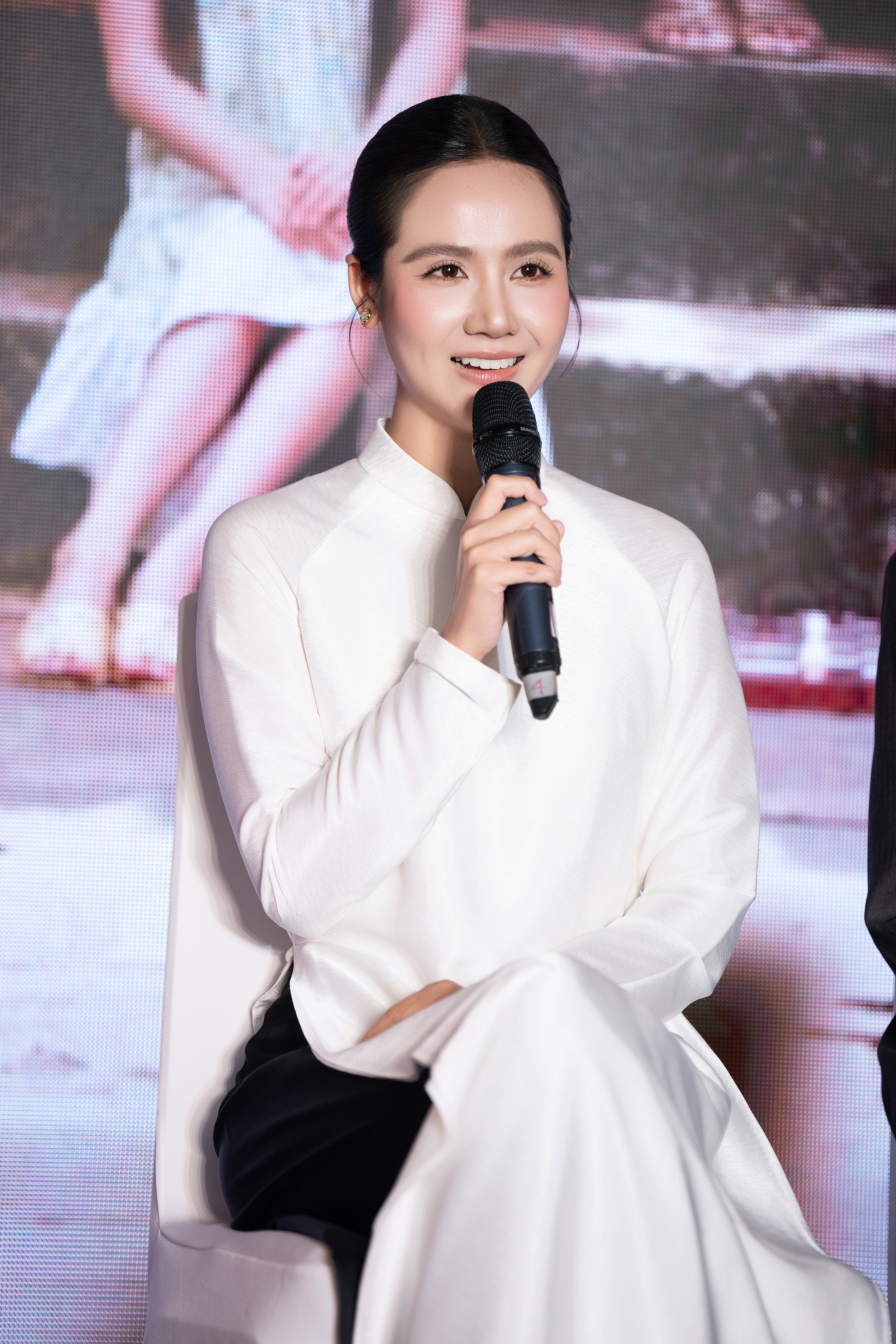 Huyền Lizzie ảnh 1 Huyền Lizzie ảnh 1