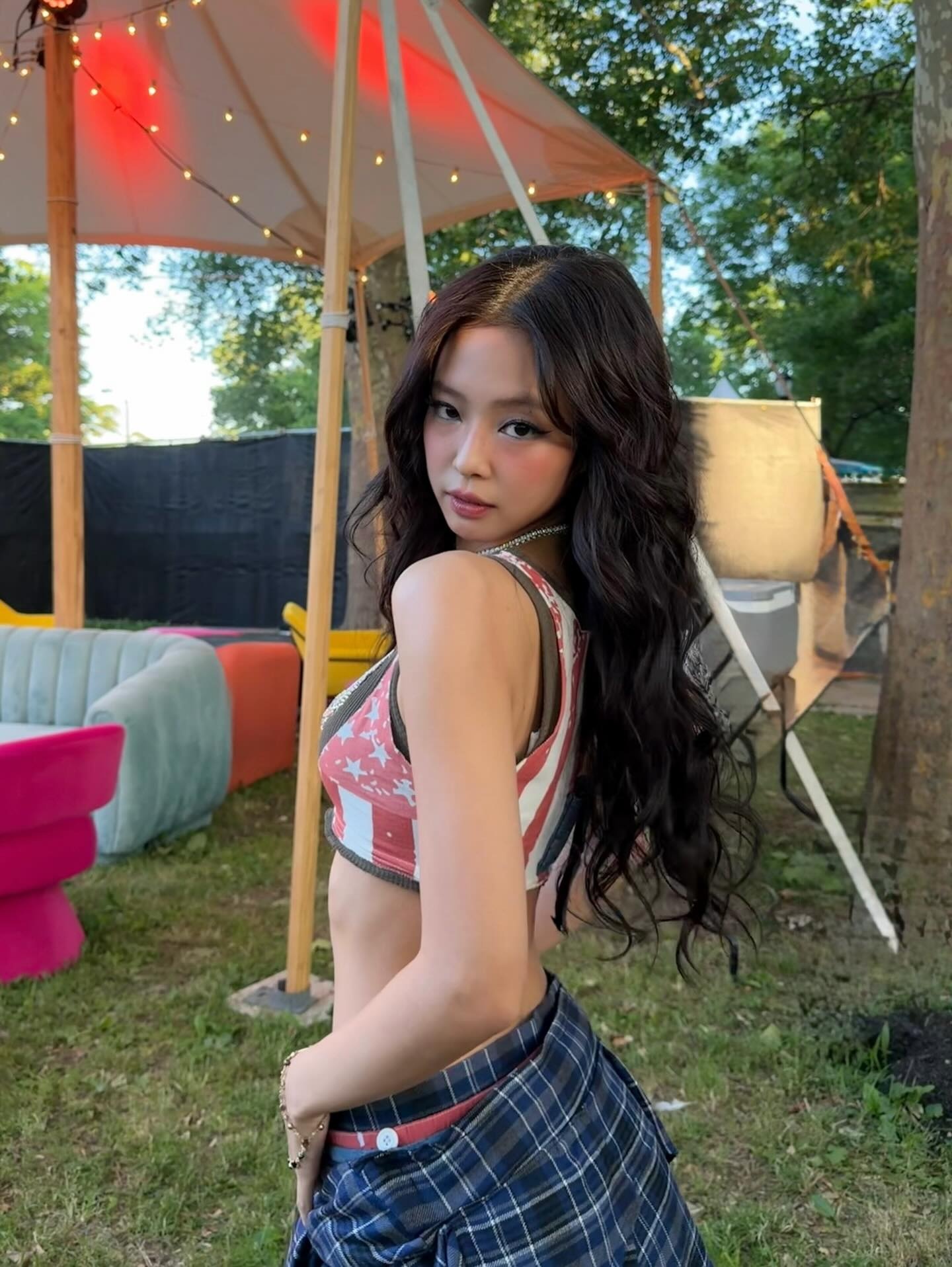 Jennie ảnh 3