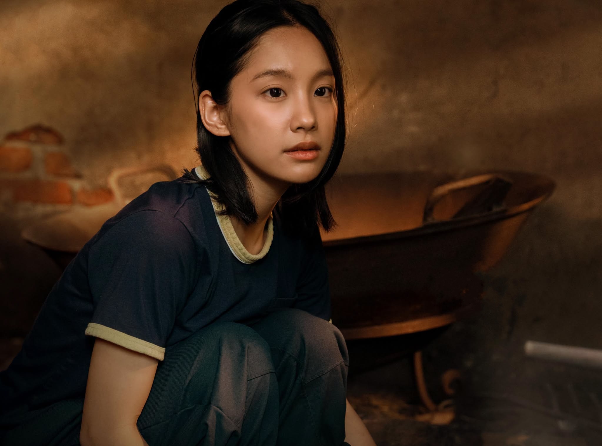Thu H&agrave; Ceri ảnh 1