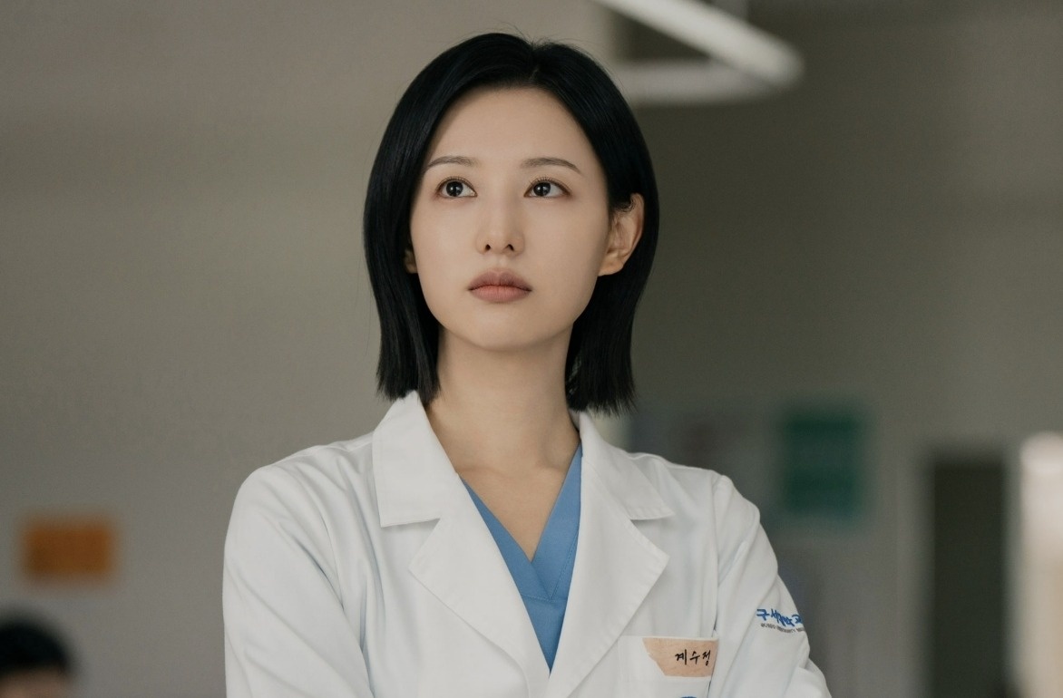 Kim Ji Won ảnh 1