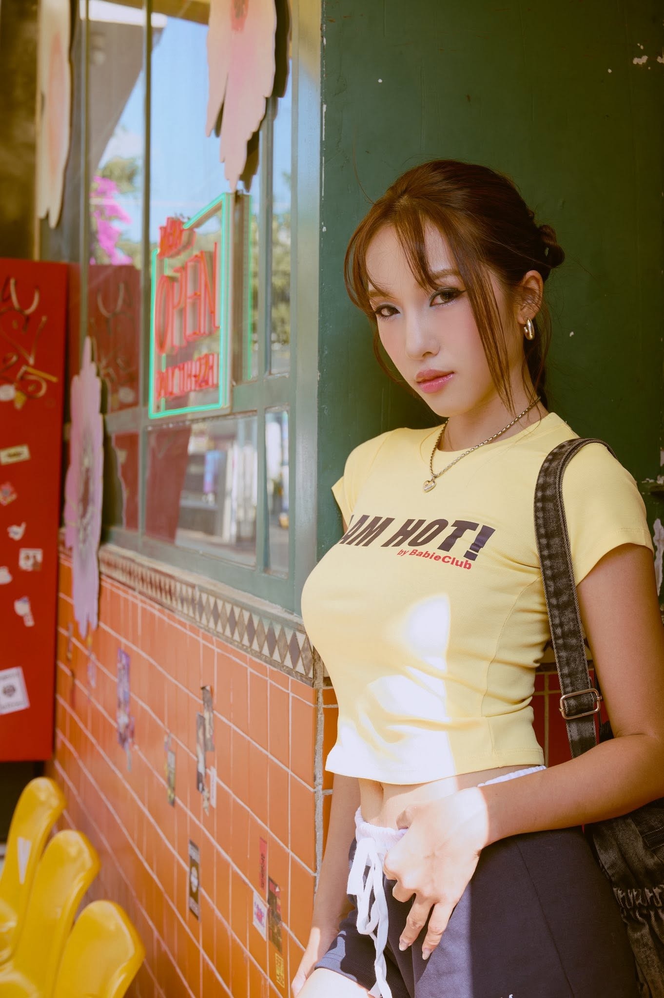 Emily ảnh 5 Emily ảnh 5