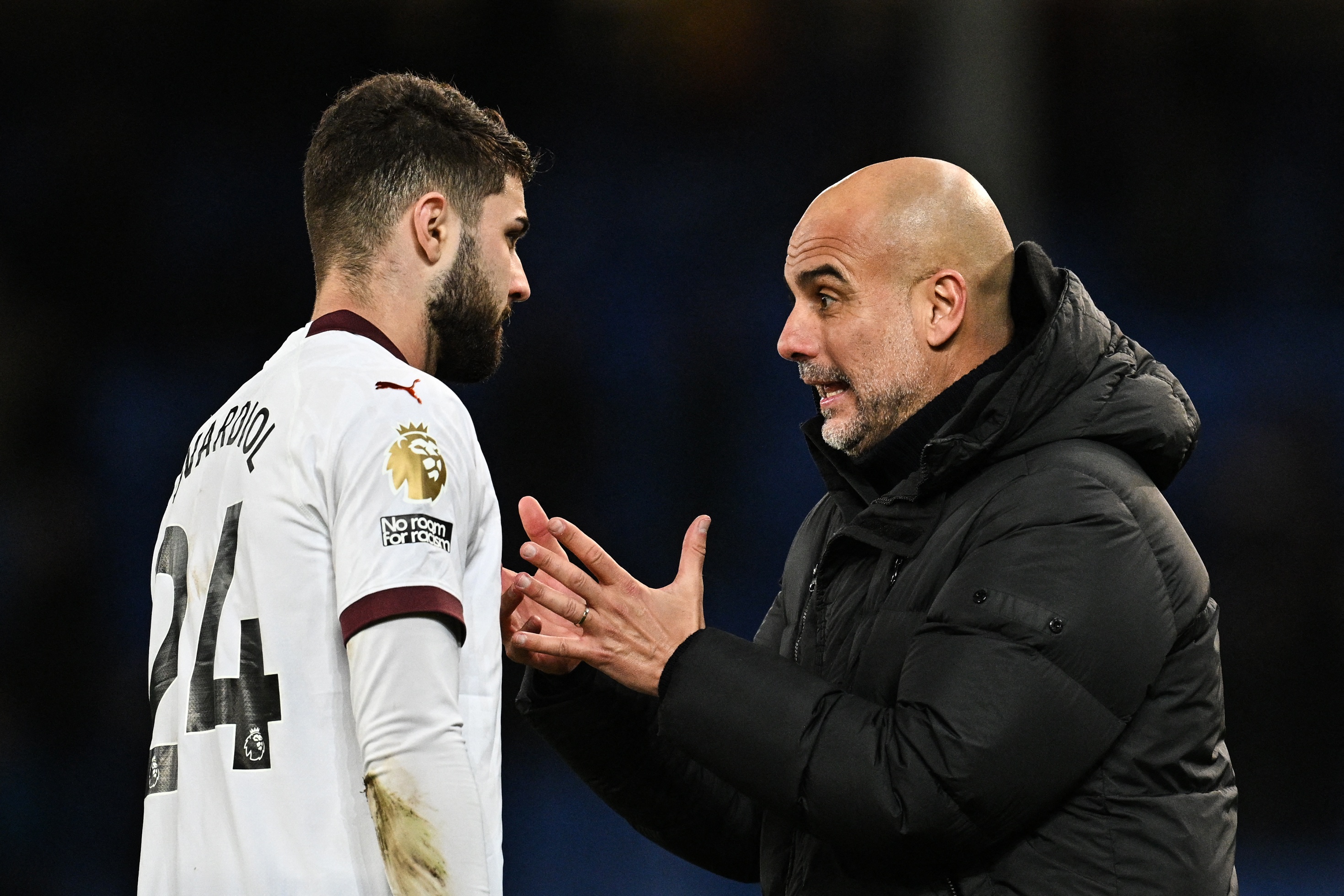 Phong do dang kinh ngac cua hau ve dat gia nhat the gioi hinh anh