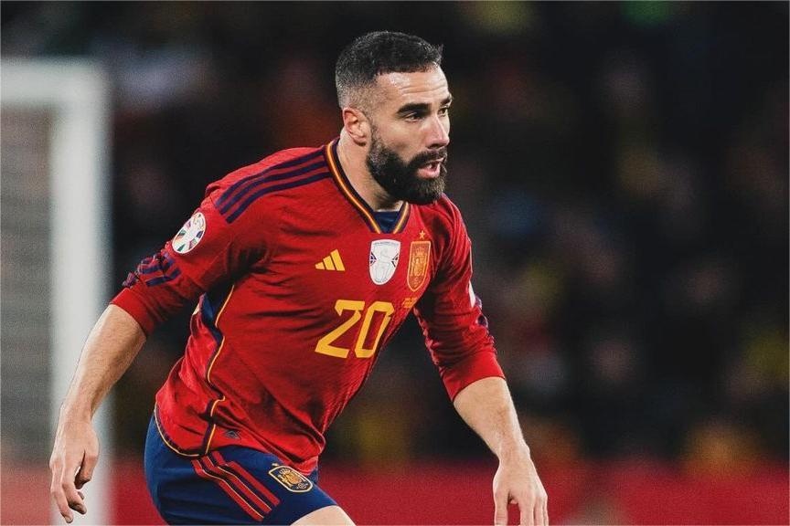 Carvajal: ‘Toi mong Mbappe thi dau khong tot tai EURO 2024’ hinh anh
