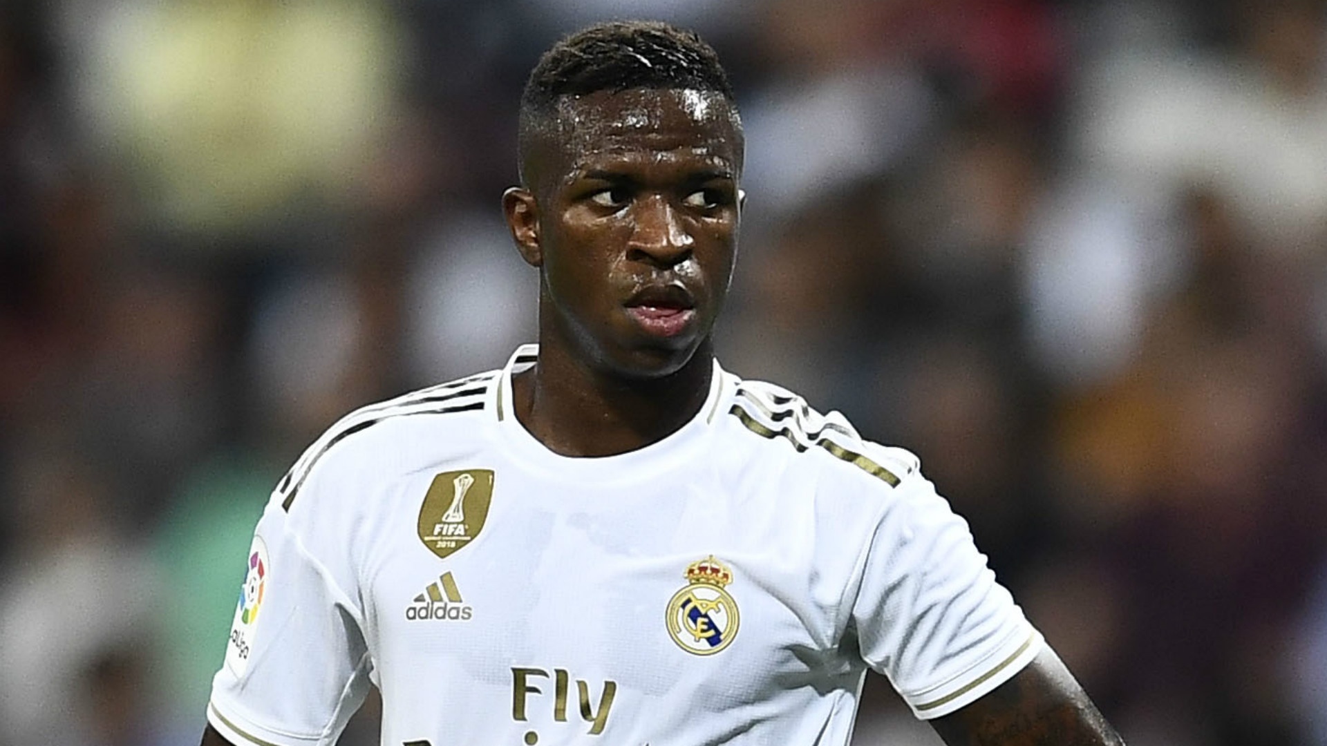 Giữ Vinicius, Real Madrid đối mặt tiền lệ nguy hiểm