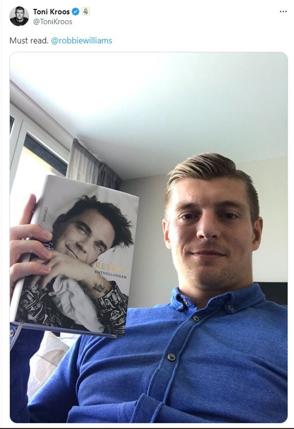 Nguoi thich doc sach anh 2