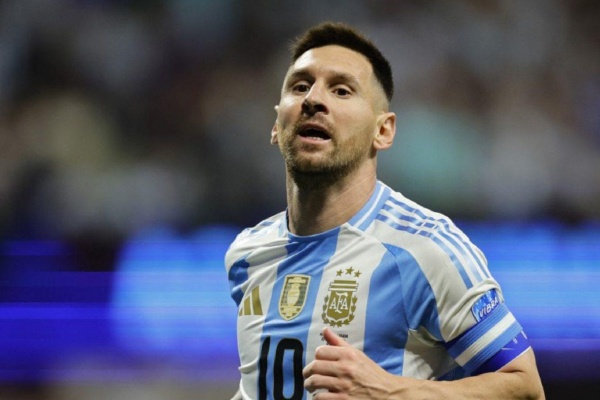 Messi lap ky luc moi hinh anh