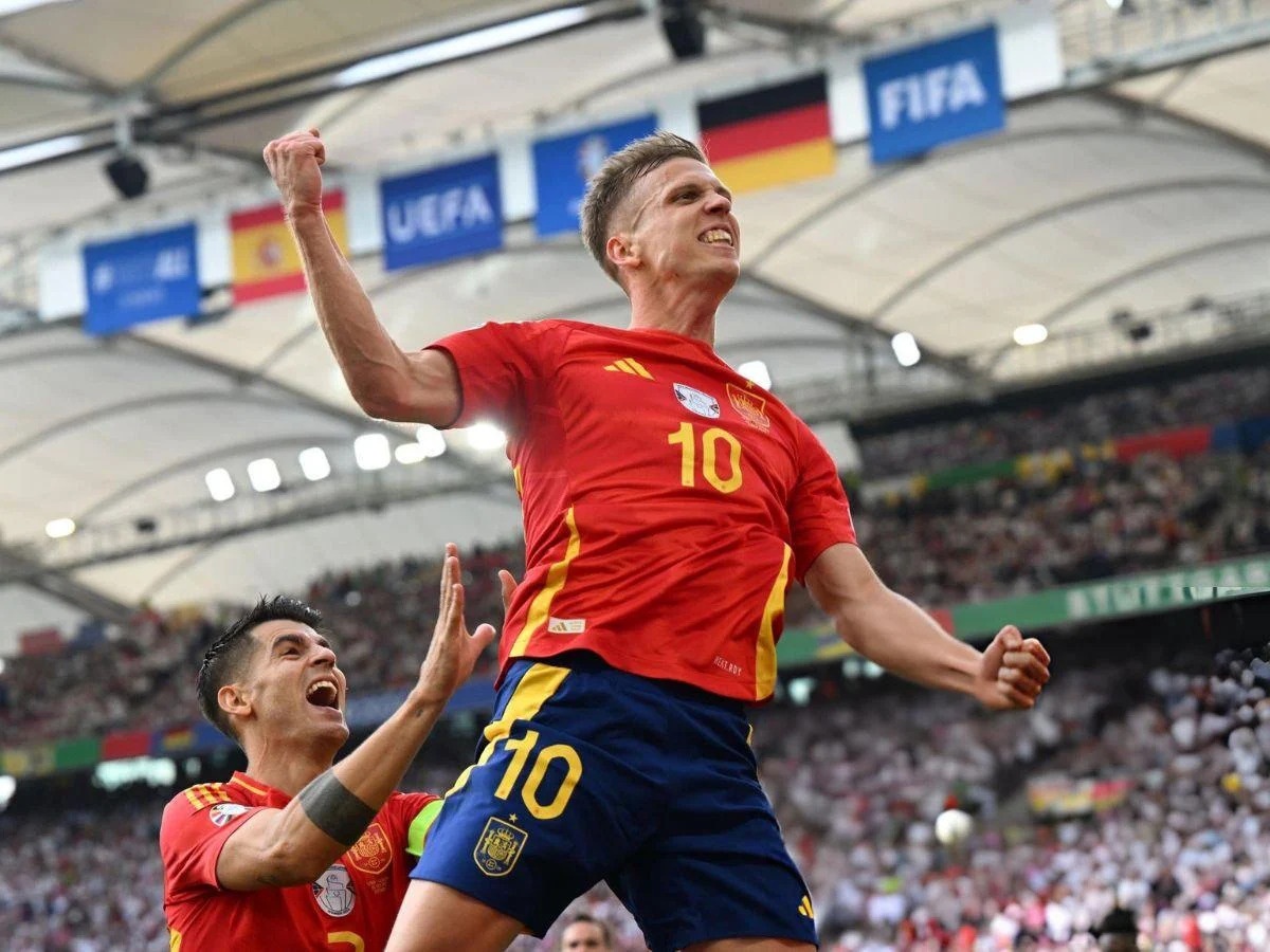 Truong hop ky la cua tuyen Tay Ban Nha hinh anh