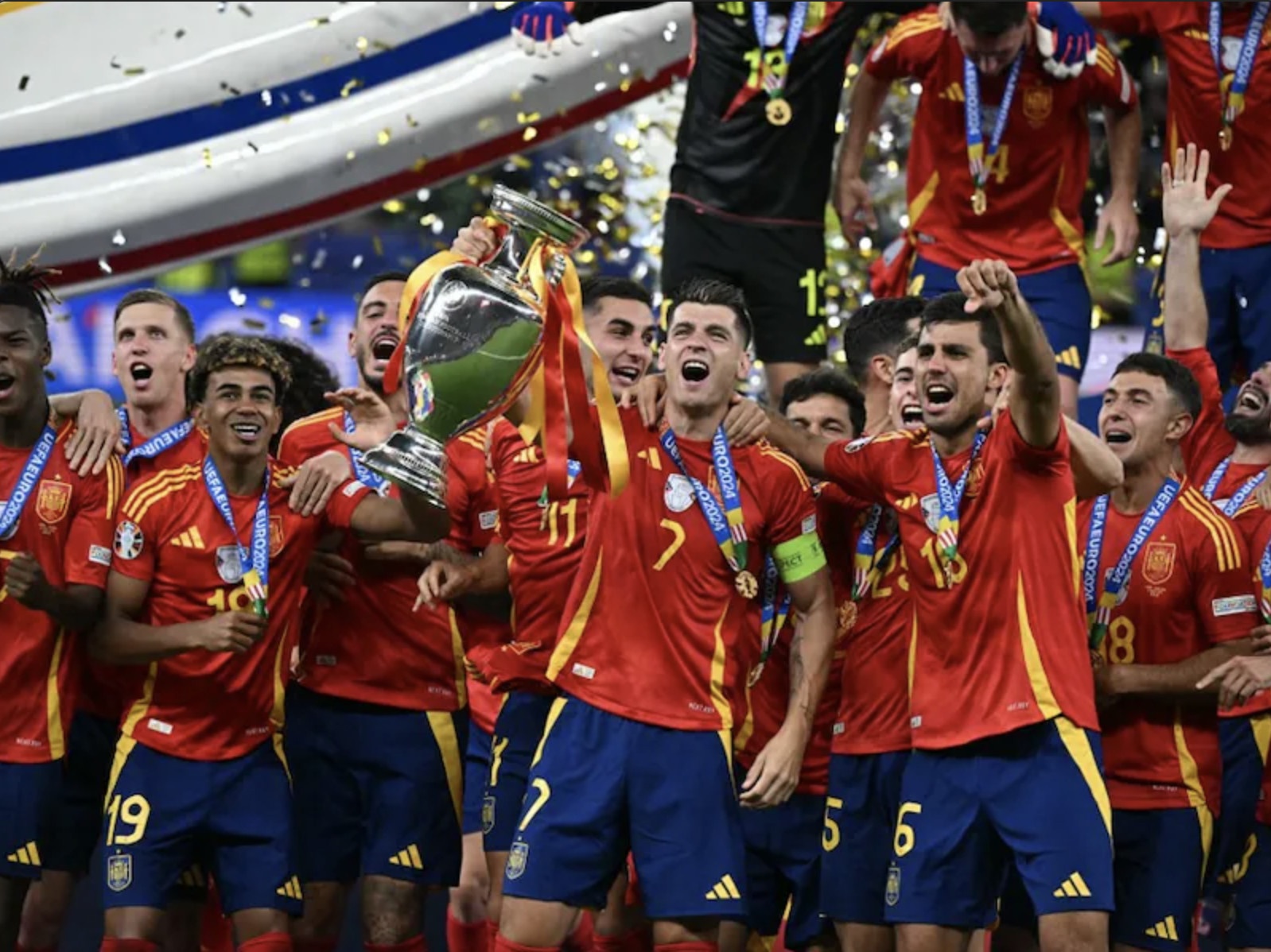 He lo so tien thuong cua nha vo dich Euro 2024 hinh anh