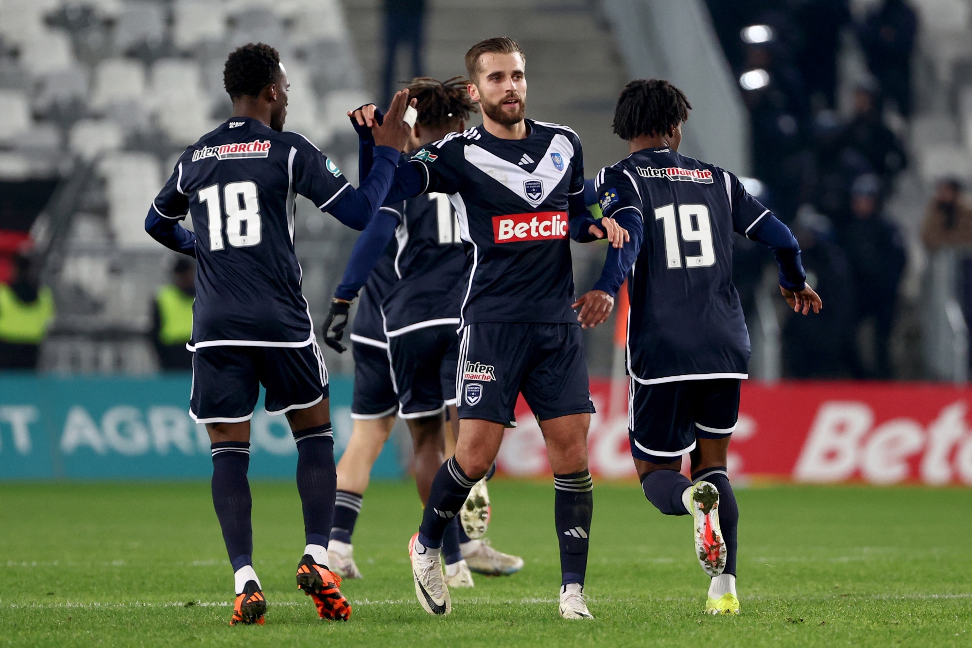 Giai vo dich Phap anh 1