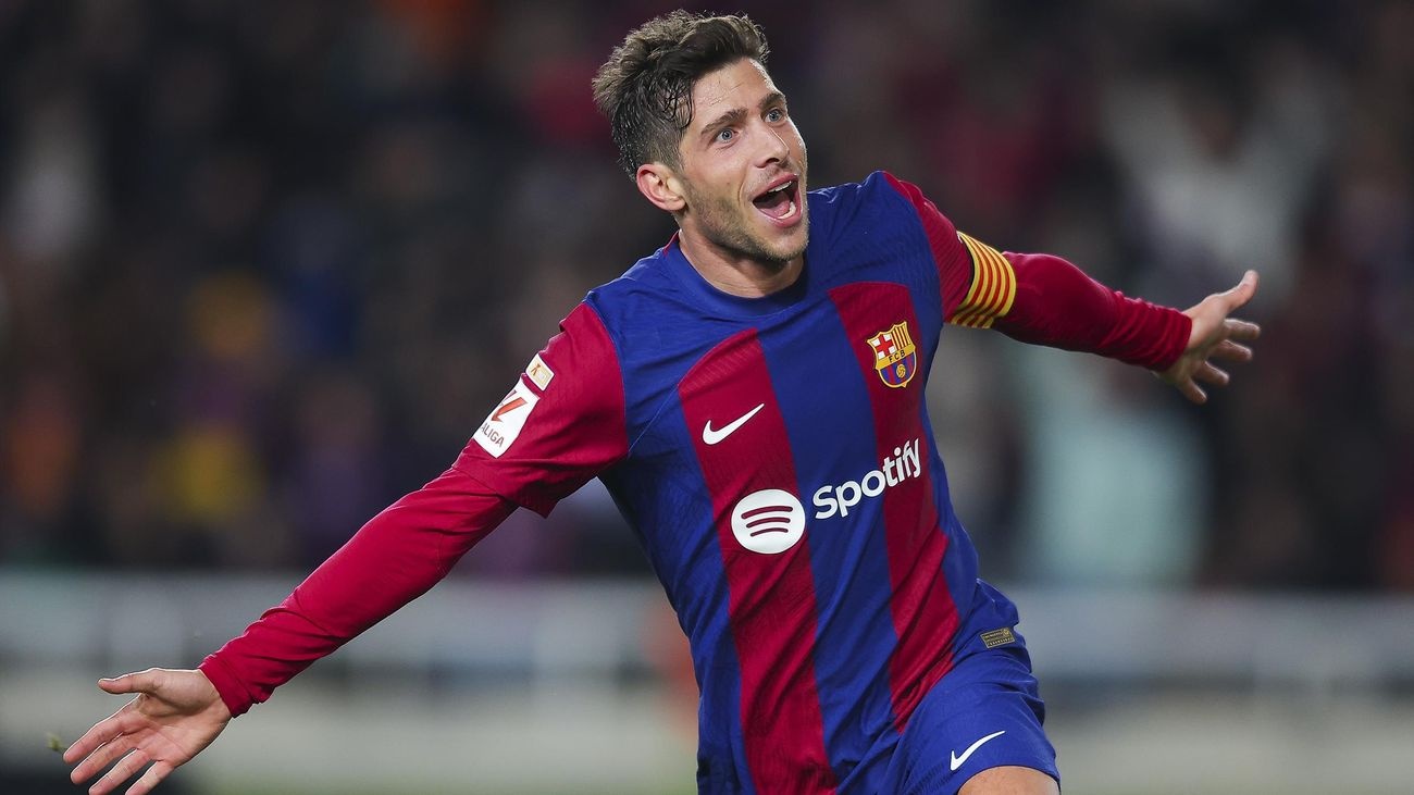 Sergi Roberto tro thanh muc tieu cua Sevilla hinh anh