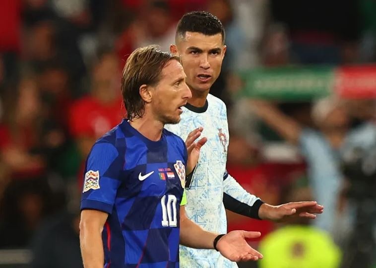 Ronaldo, Modric chua het thoi hinh anh