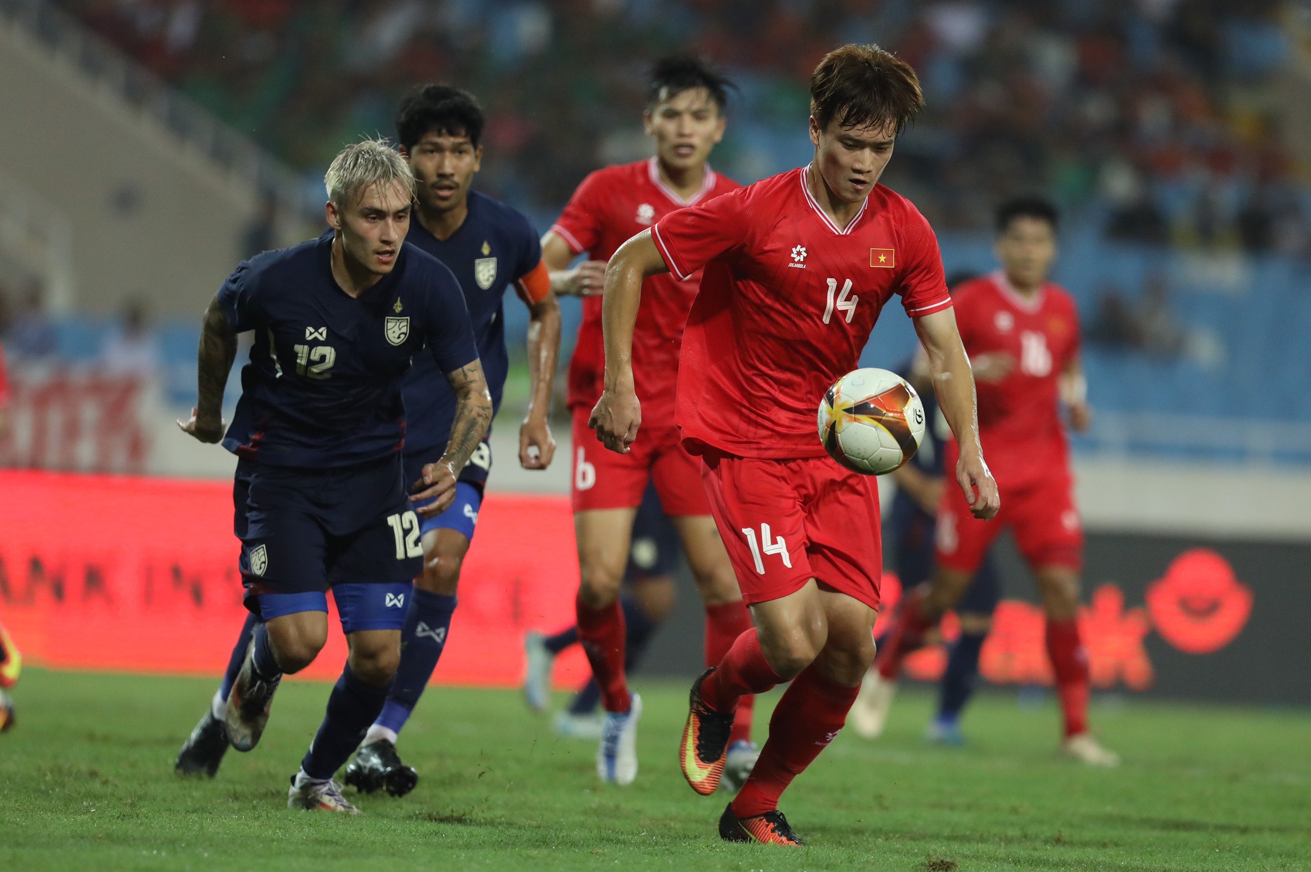 Tuyen Viet Nam se bi tut bac tren bang xep hang FIFA hinh anh