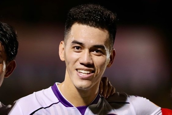 Tien Linh tiep tuc toa sang hinh anh