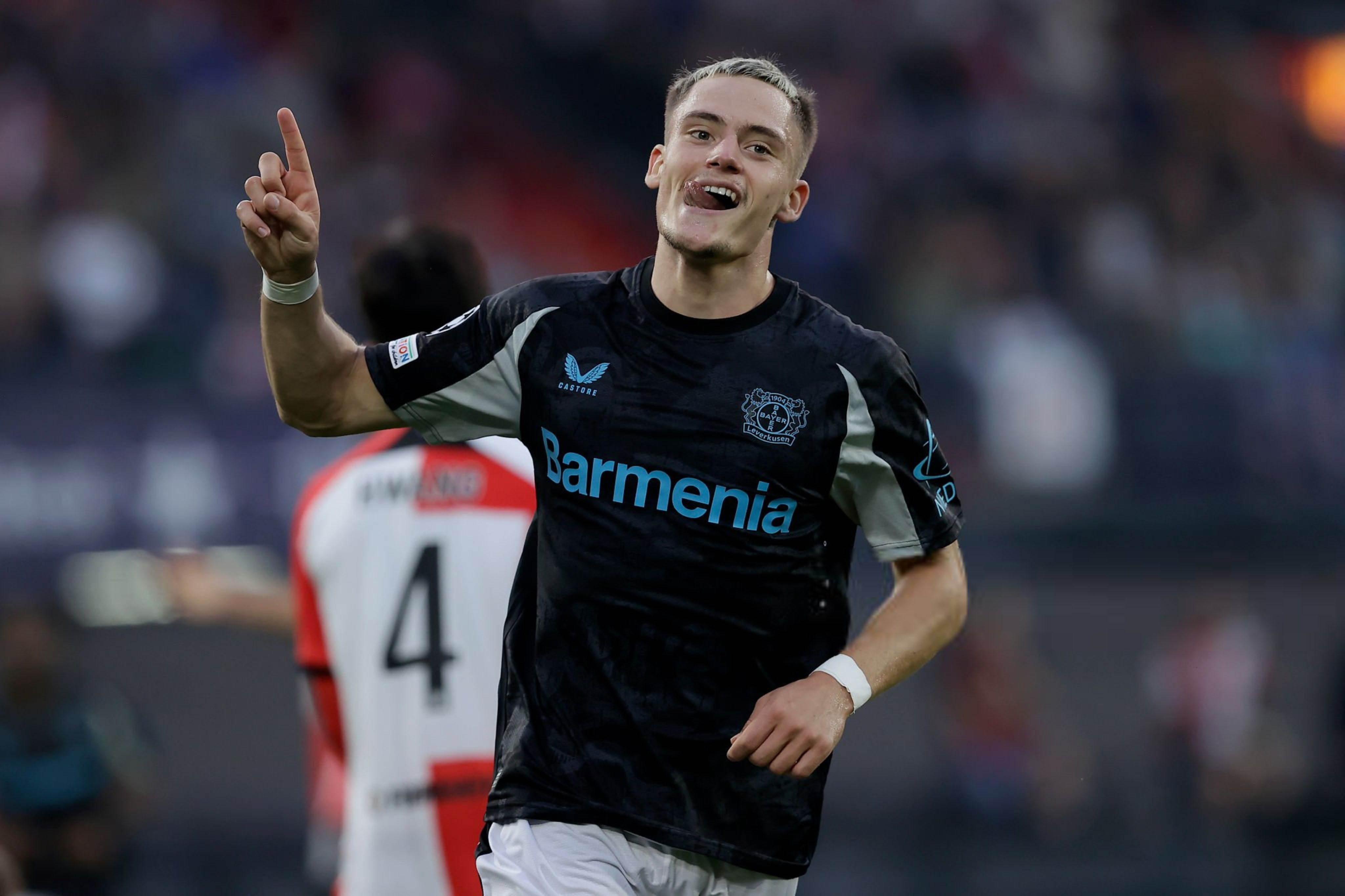 Bayer Leverkusen thi uy suc manh hinh anh