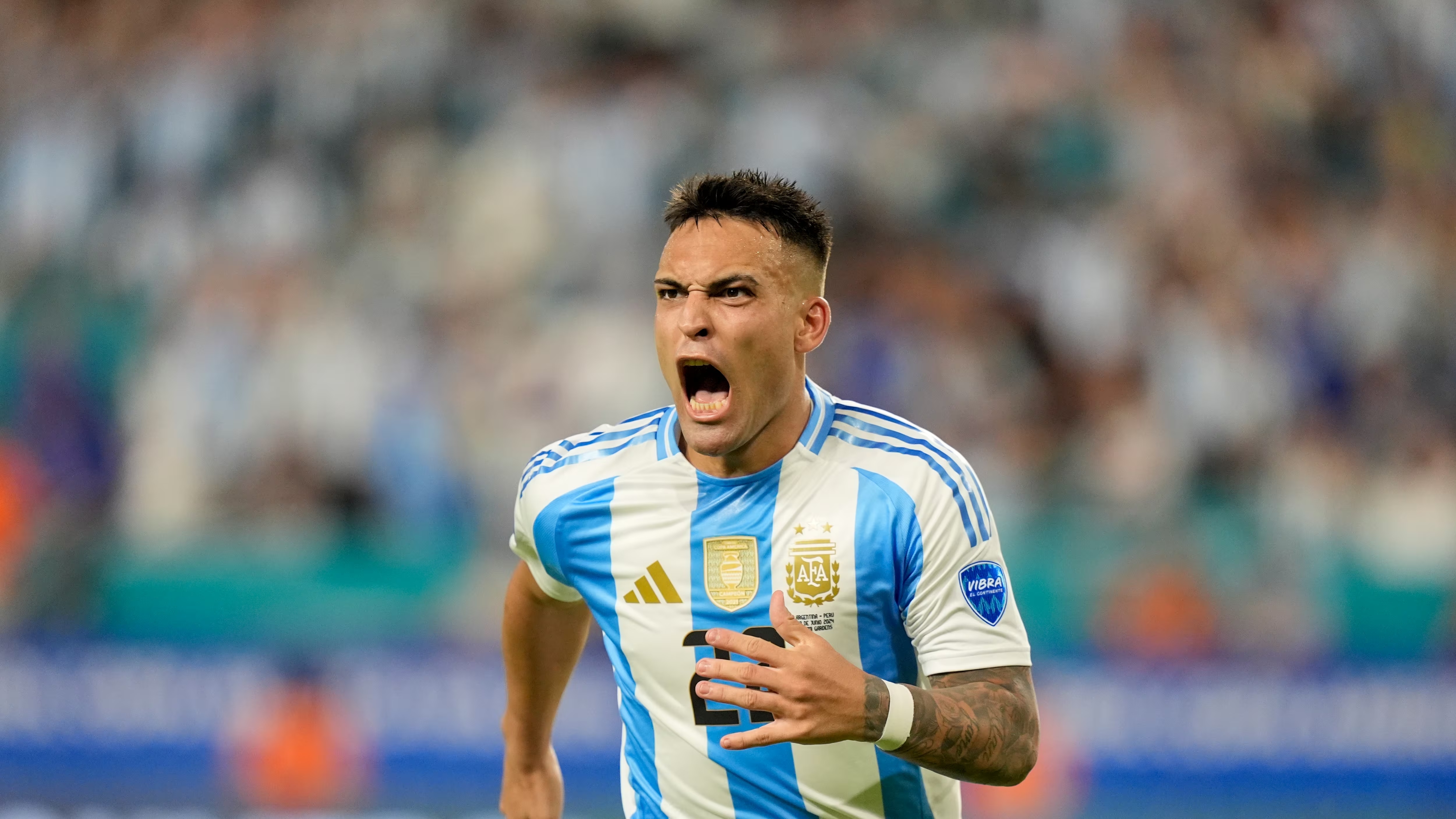 ‘Lautaro Martinez xung dang doat Qua bong vang' hinh anh