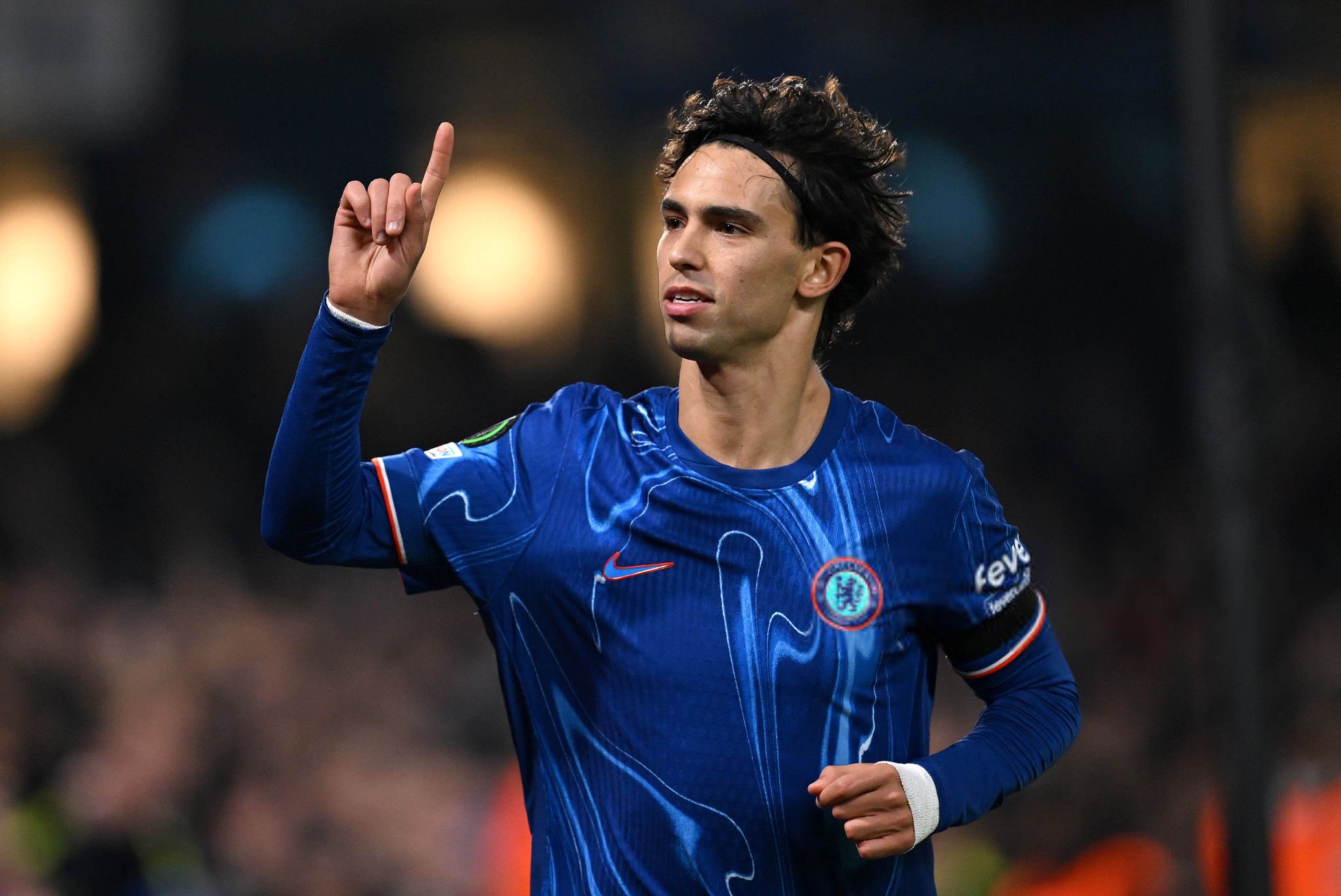 Chelsea thang ky luc tai Conference League hinh anh