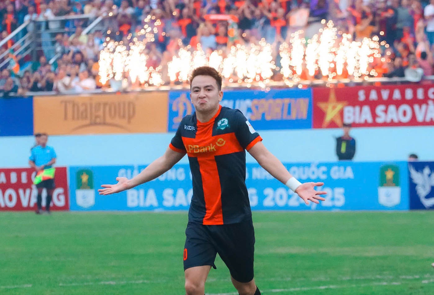 Ninh Binh thang tran thu 5 lien tiep hinh anh