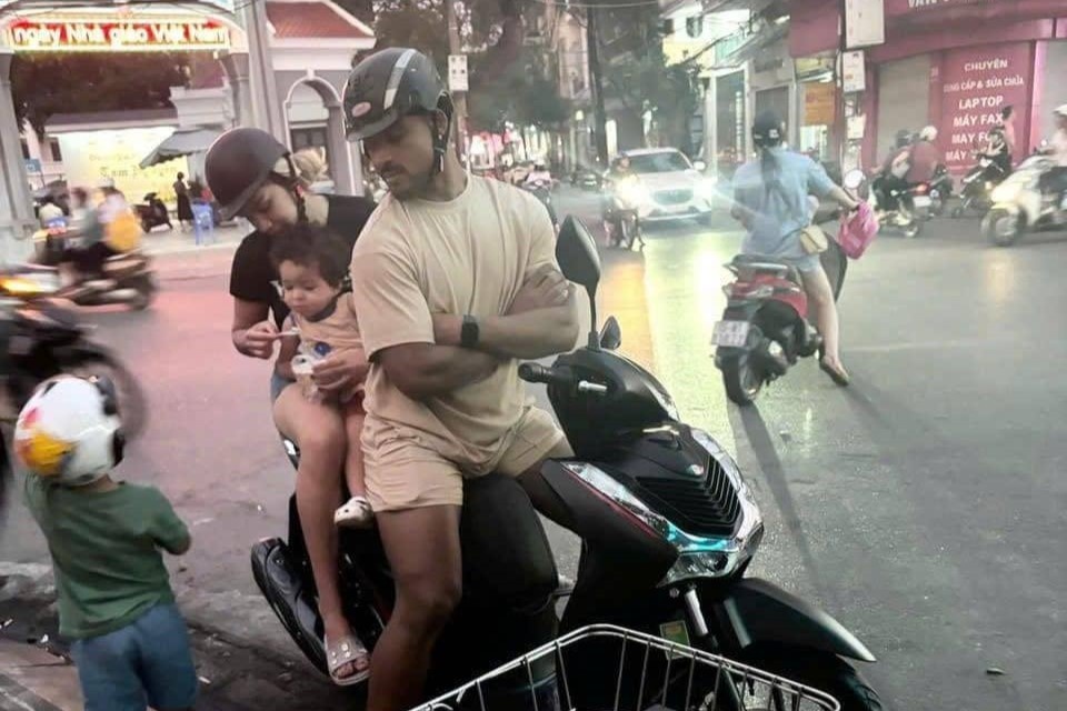 Hinh anh binh di cua Xuan Son hinh anh