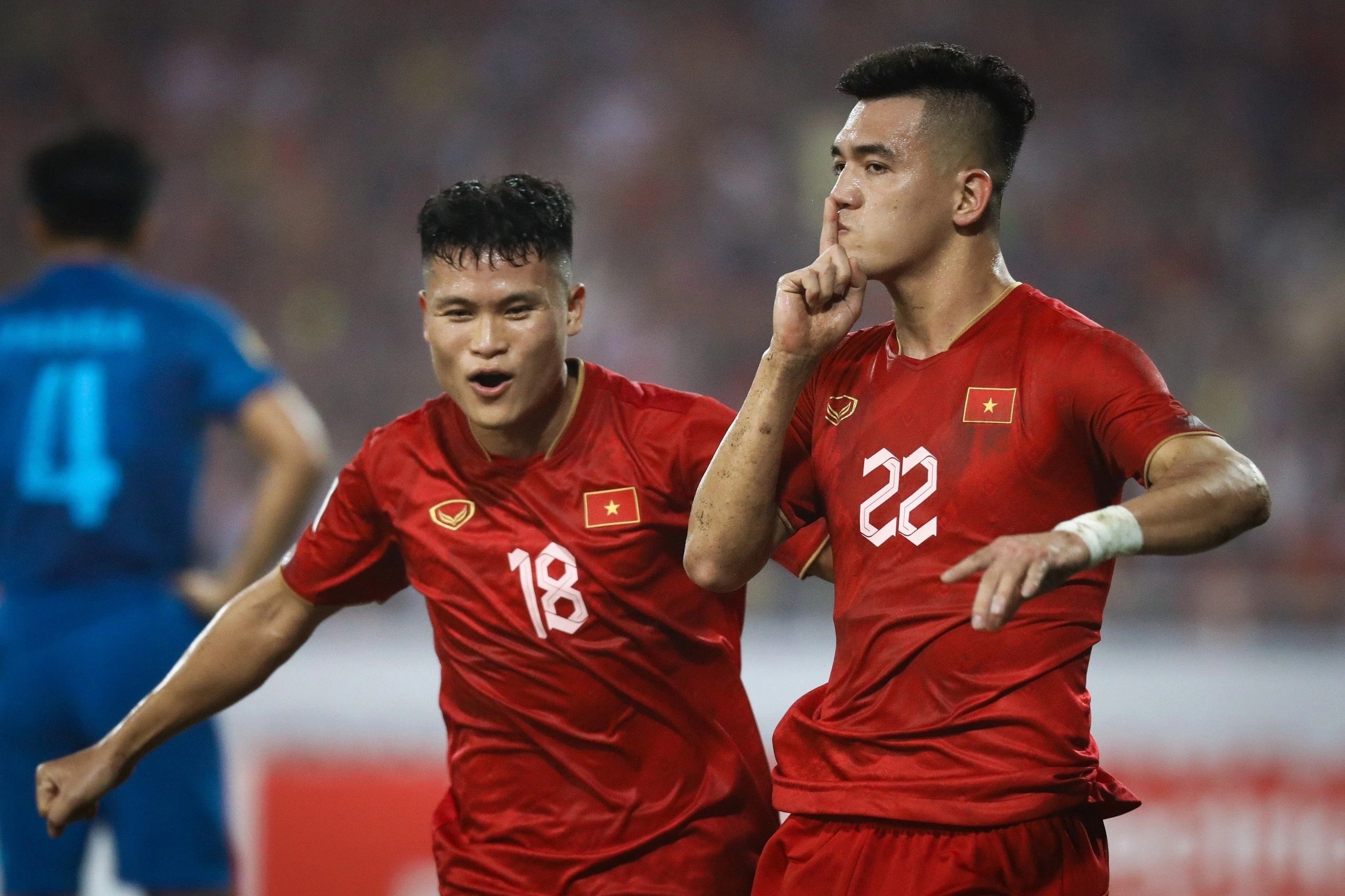 'Chay' ve 2 tran dau cua tuyen Viet Nam hinh anh