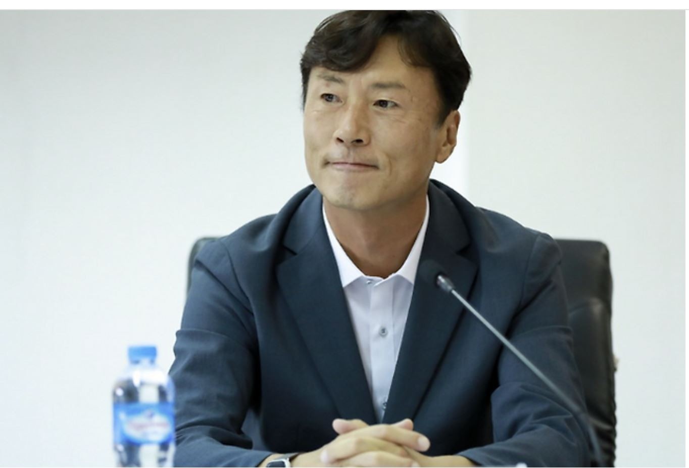 Tuyen Lao muon tao bat ngo truoc Viet Nam hinh anh