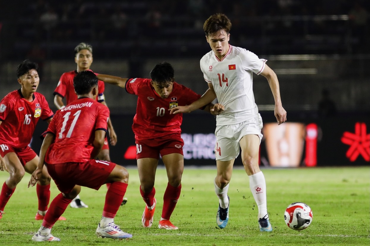 Hoang Duc: 'Toi choi khong tot truoc Lao' hinh anh