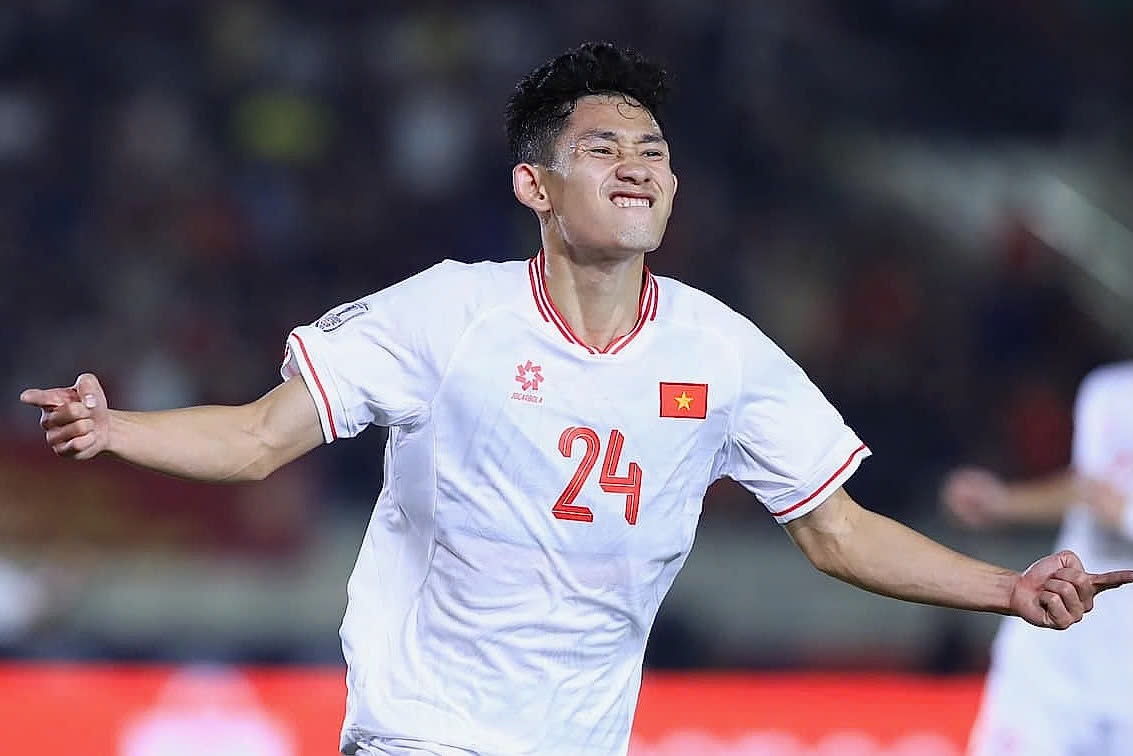 Highlights Lao 1-4 Viet Nam: Con mua ban thang hinh anh