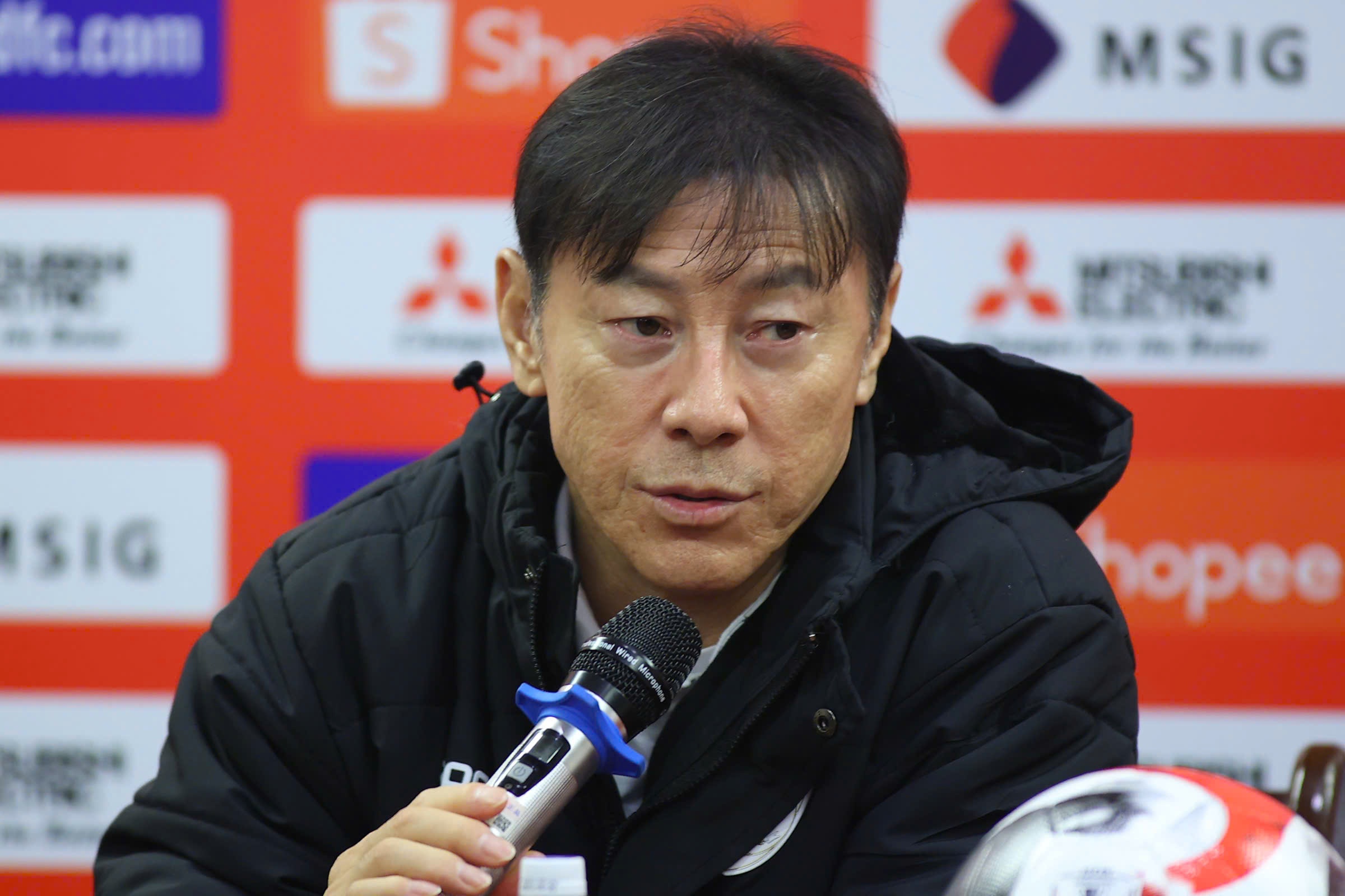 HLV Indonesia tu choi nhan xet ve tuyen Viet Nam hinh anh