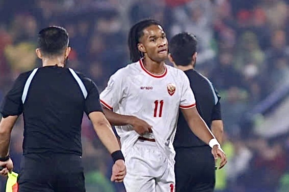 Ronaldo Kwateh tiec khi khong thang Viet Nam hinh anh