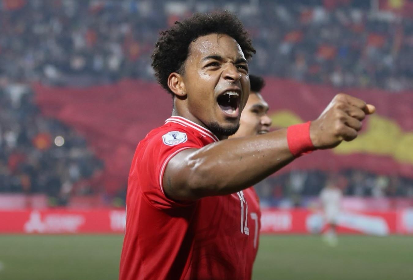 Xuan Son ruc sang giup tuyen Viet Nam de bep Myanmar hinh anh