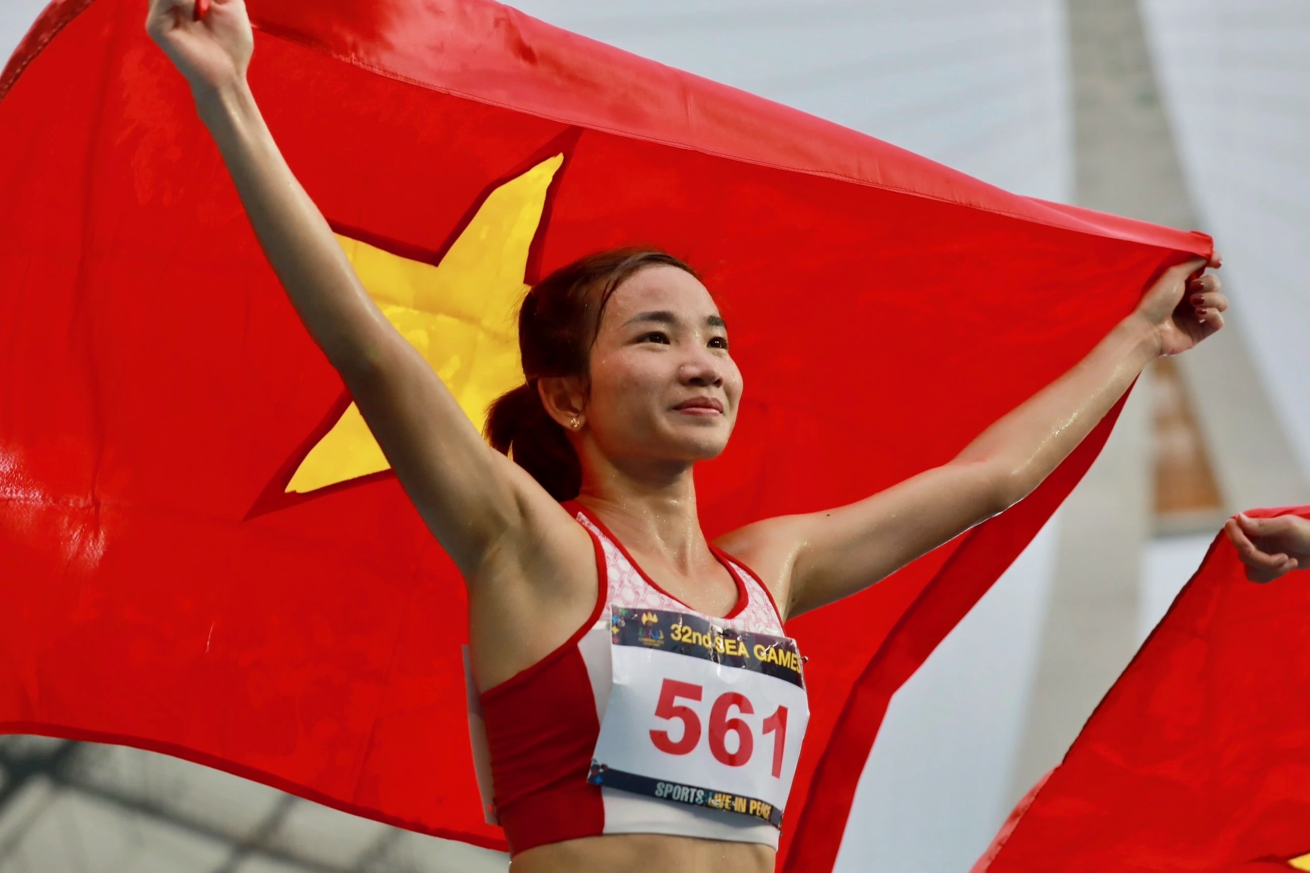 Tung bung giai chay chao nam moi 2025 hinh anh