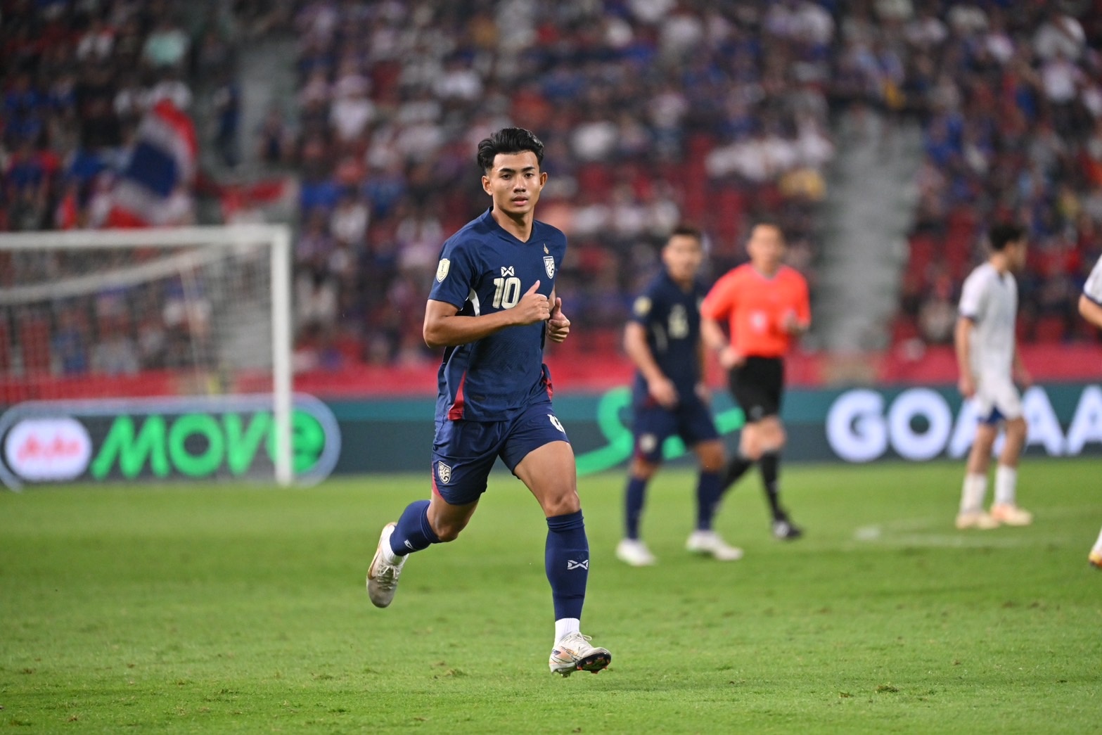 Suphanat sang Viet Nam muon do sot cao hinh anh