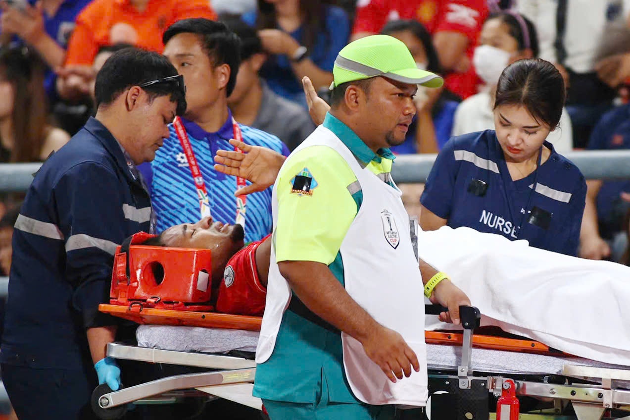 Can canh pha chan thuong cua Xuan Son hinh anh