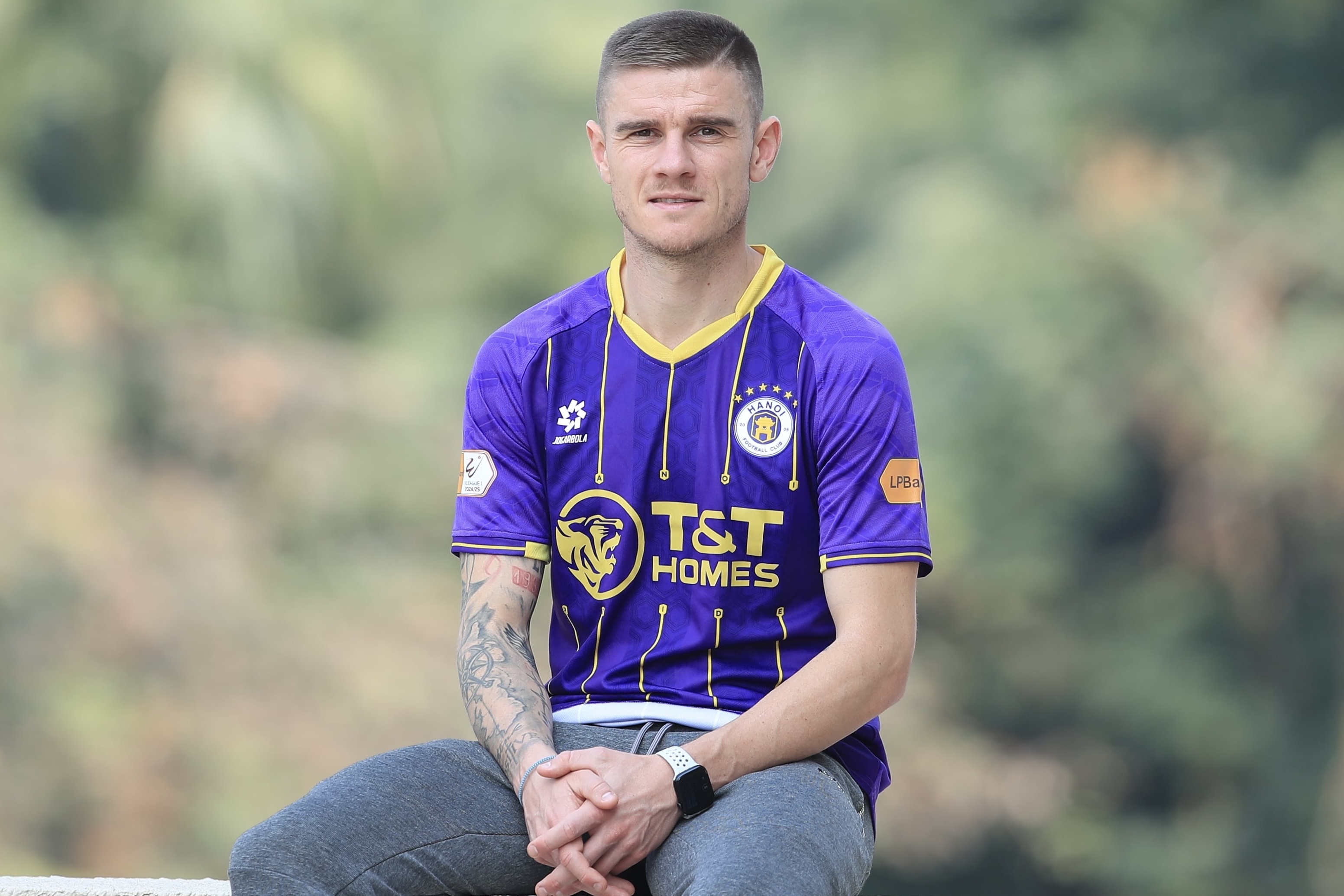 CLB Ha Noi chieu mo nha vo dich Slovenia hinh anh