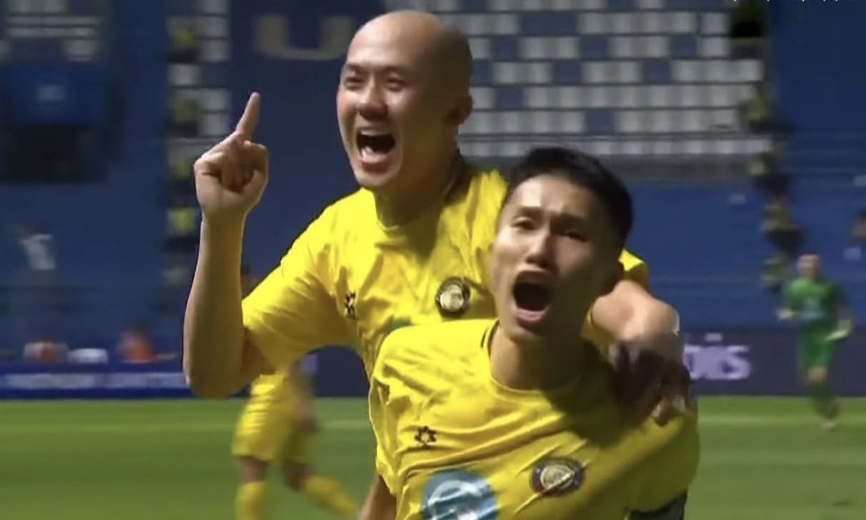 Doan Ngoc Tan toa sang tai Thai Lan hinh anh